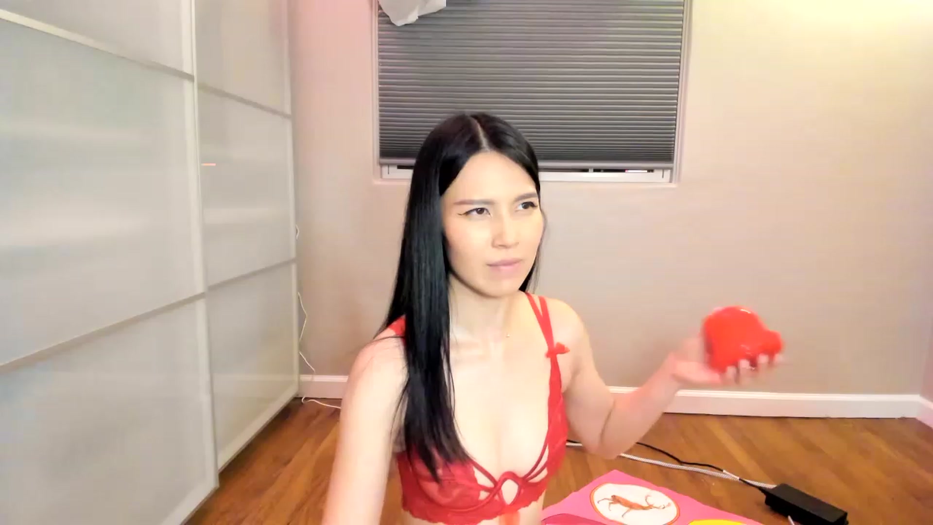 Gallery image thumbnail from eggytiff's myfreecams stream on, 01/21/2023, 07:34 image 12 of 20