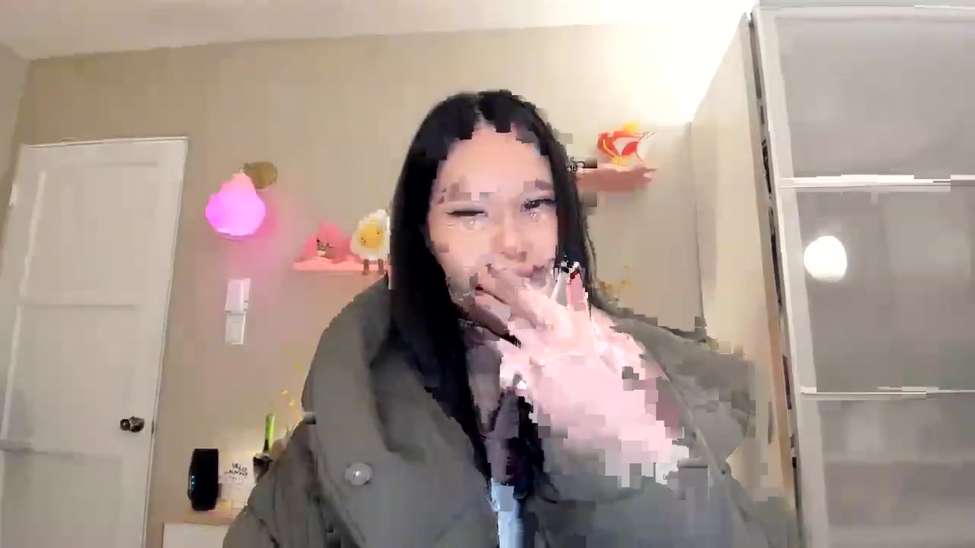 Gallery image thumbnail from eggytiff's myfreecams stream on, 01/29/2023, 05:35 image 20 of 20