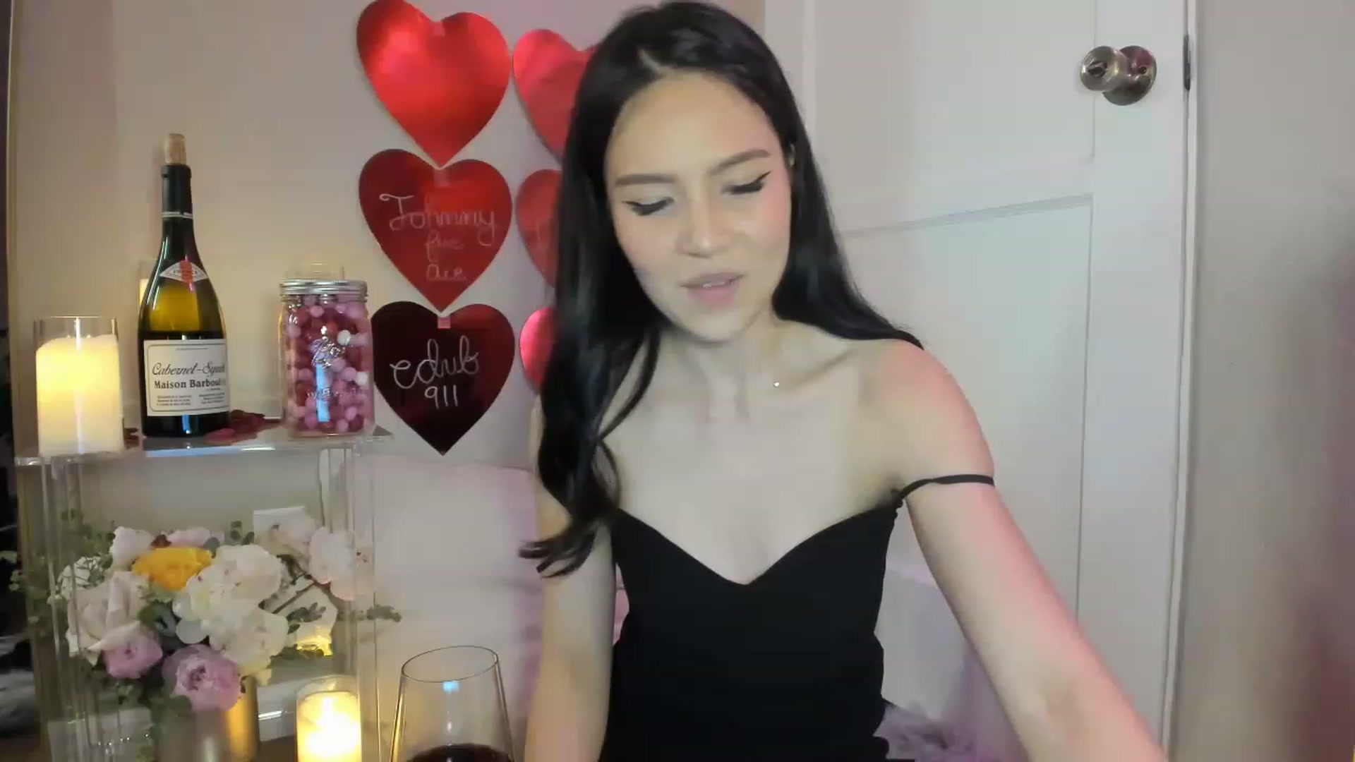 Gallery image thumbnail from eggytiff's myfreecams stream on, 02/15/2023, 07:12 image 16 of 20