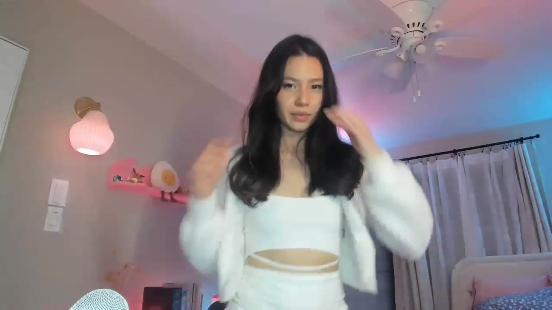 Gallery image thumbnail from eggytiff's myfreecams stream on, 03/12/2023, 09:08 image 8 of 20
