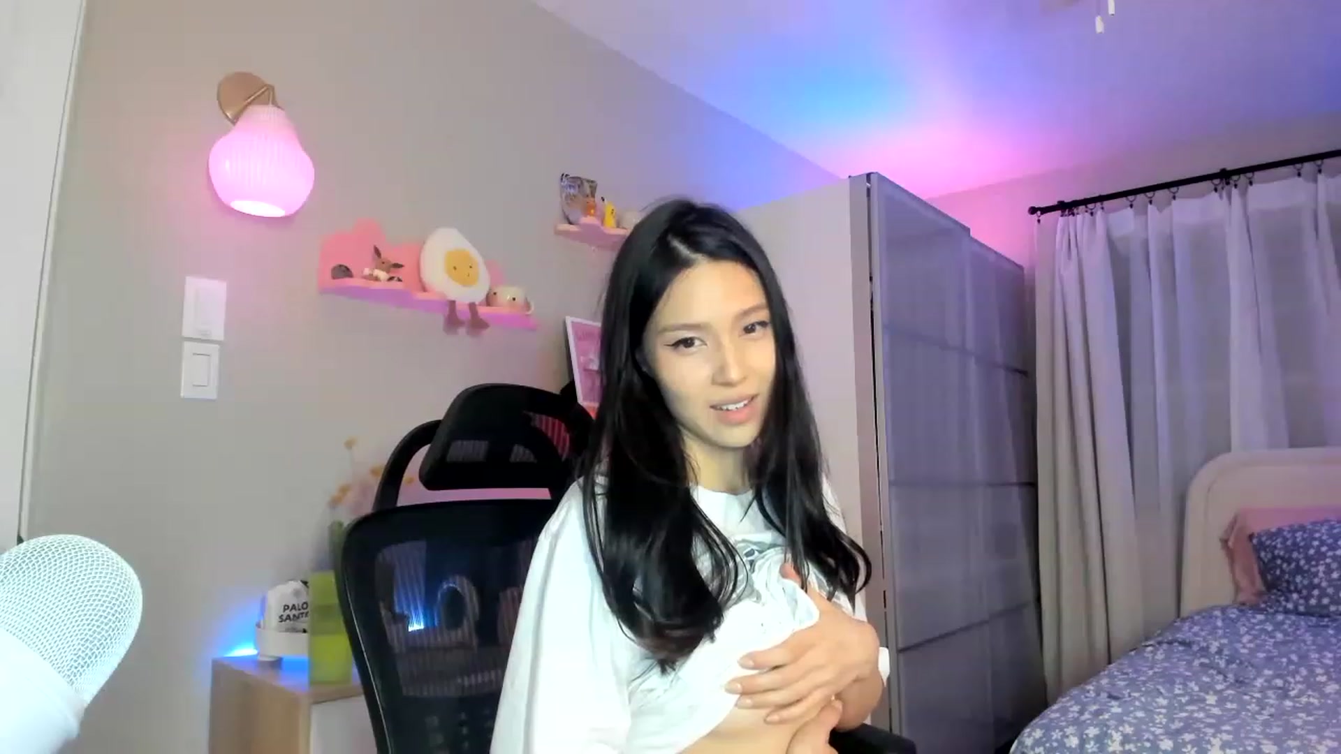 Gallery image thumbnail from eggytiff's myfreecams stream on, 03/16/2023, 04:49 image 7 of 20