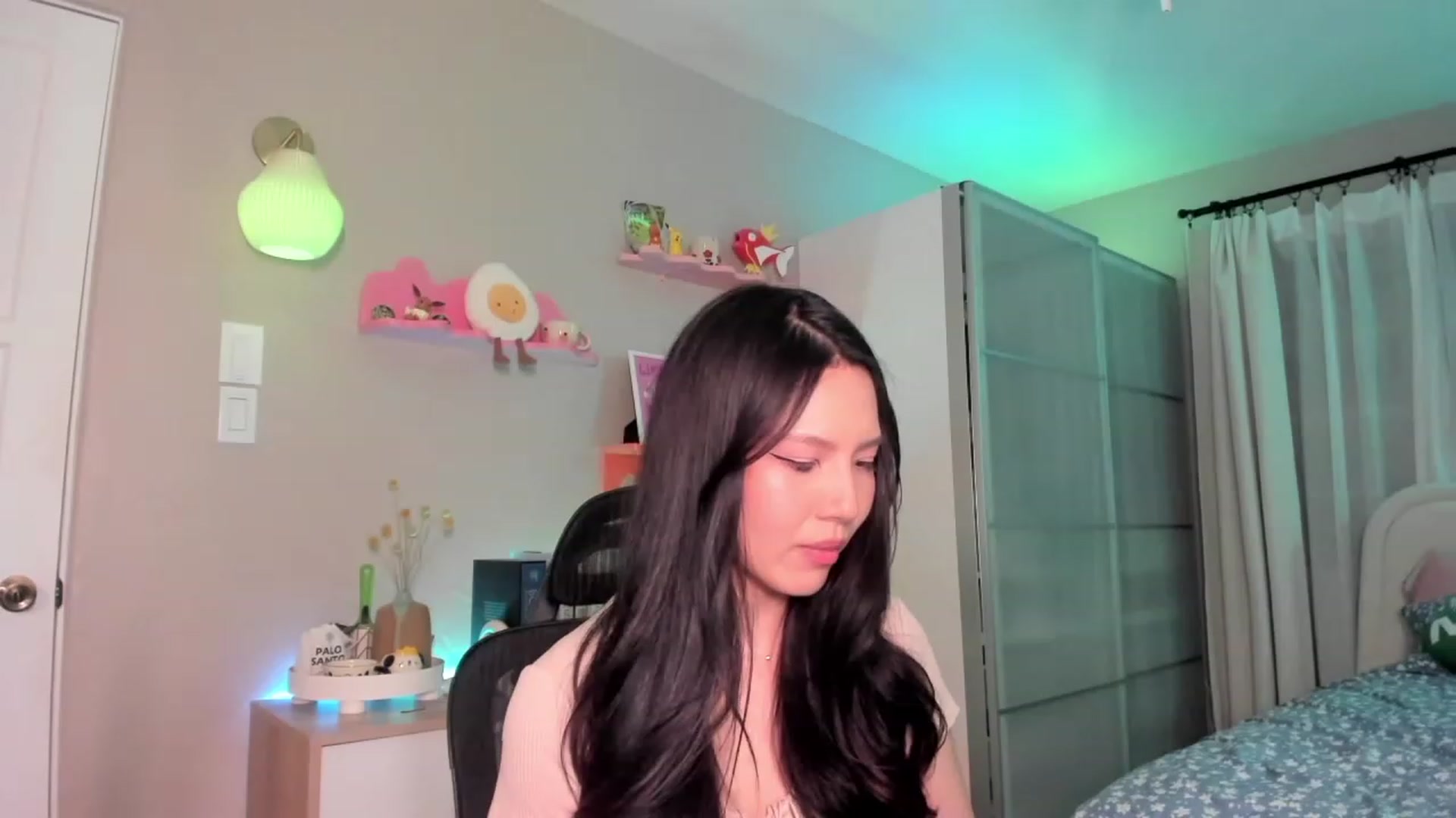 Gallery image thumbnail from eggytiff's myfreecams stream on, 03/18/2023, 04:58 image 19 of 20