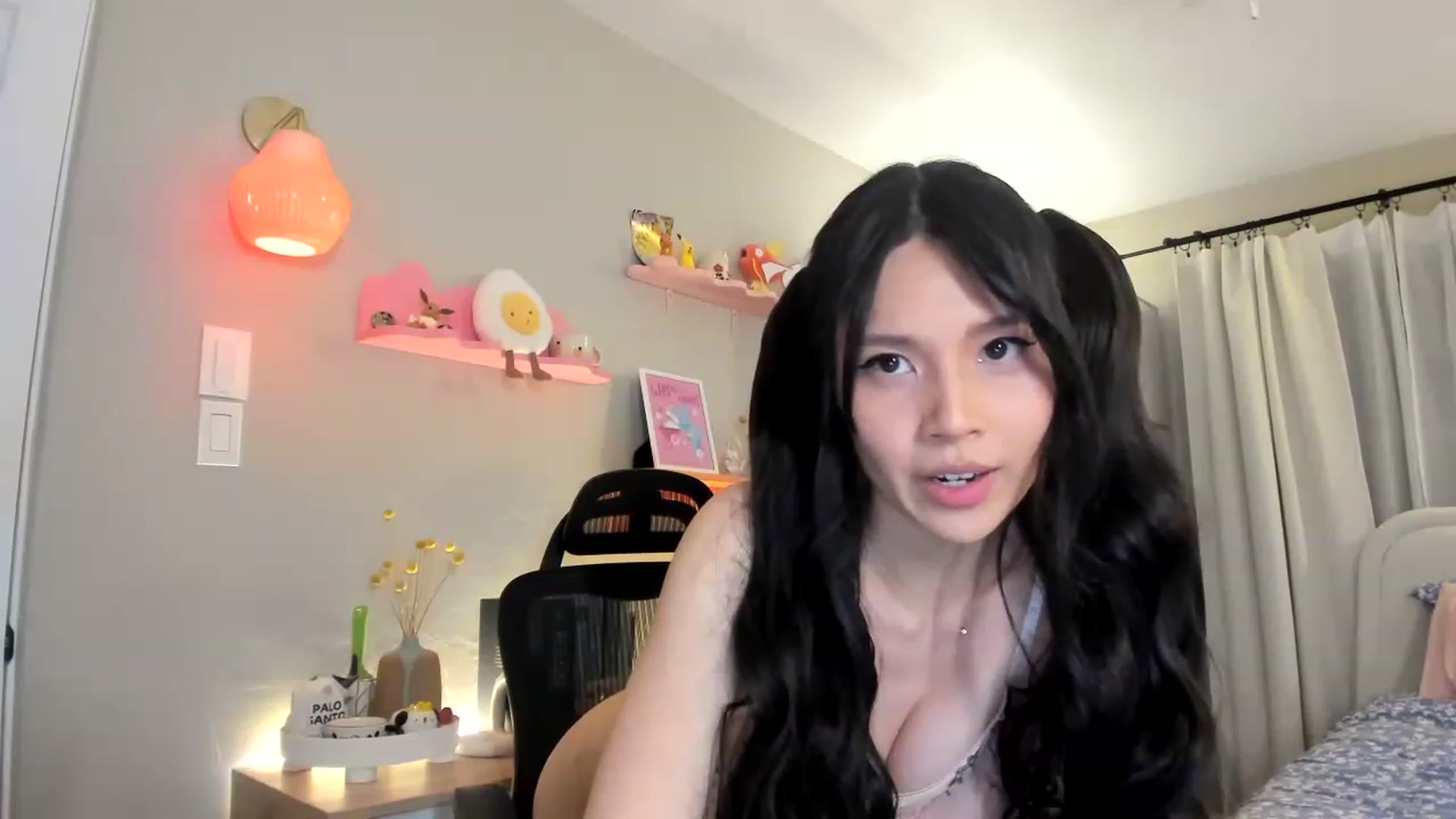 Gallery image thumbnail from eggytiff's myfreecams stream on, 03/25/2023, 04:19 image 13 of 20