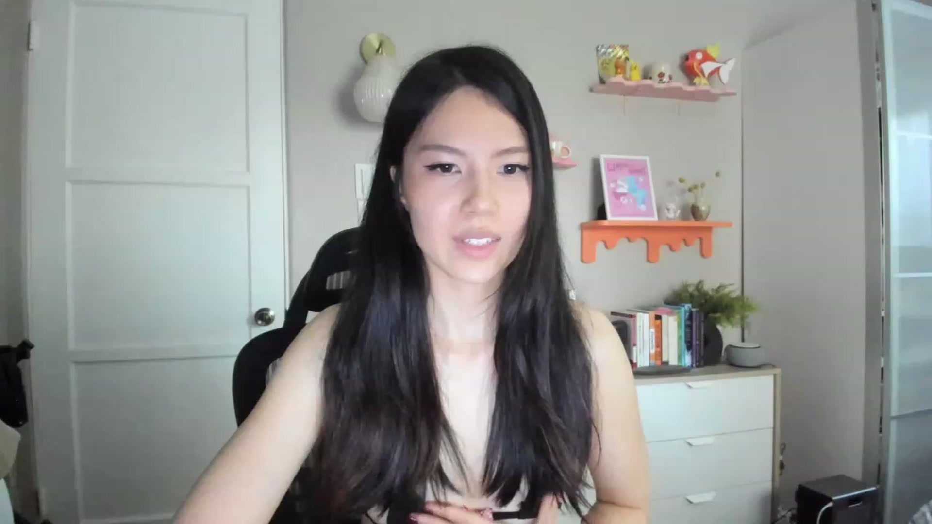 Gallery image thumbnail from eggytiff's myfreecams stream on, 03/29/2023, 02:03 image 13 of 20