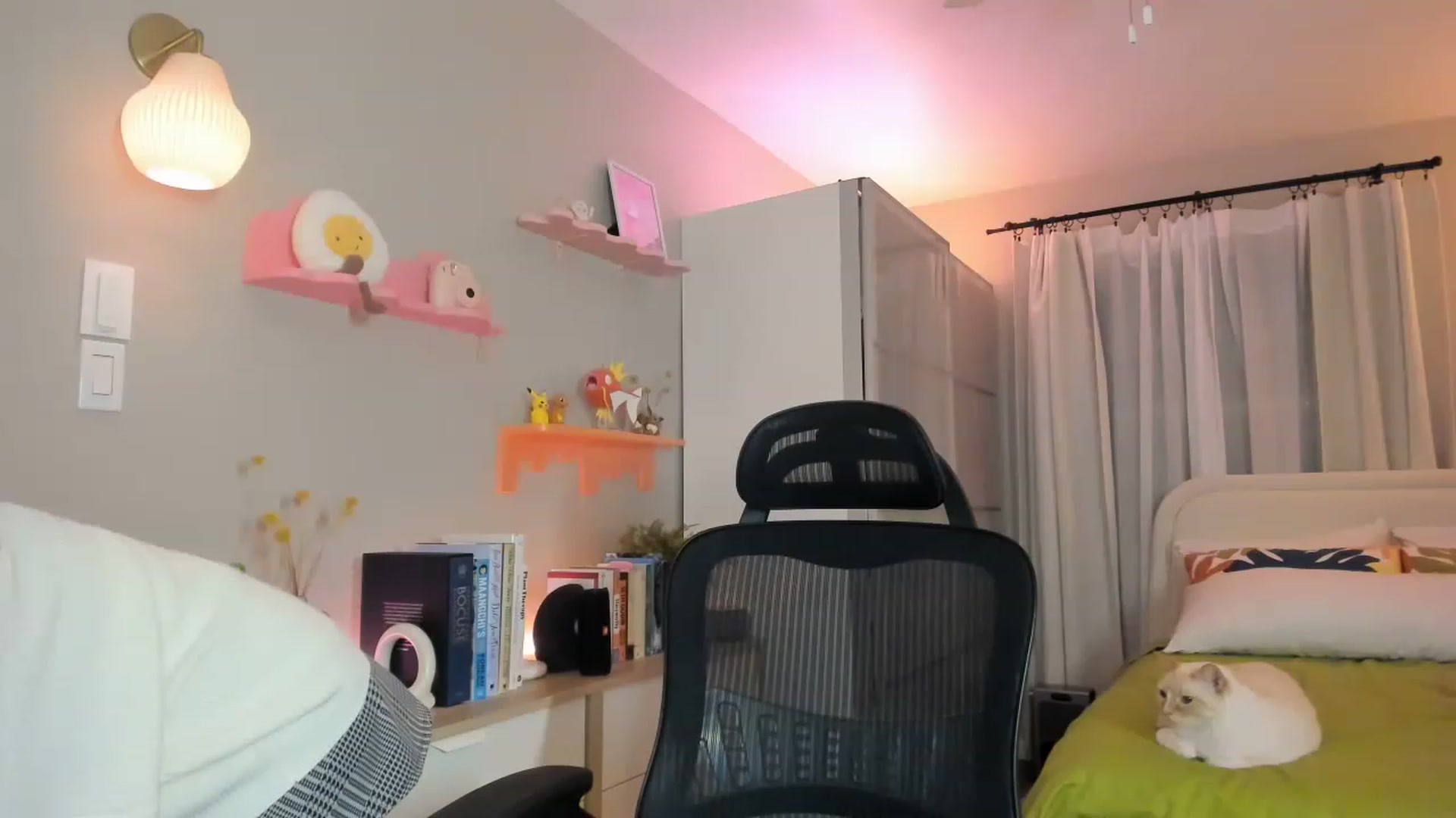 Gallery image thumbnail from eggytiff's myfreecams stream on, 04/02/2023, 06:21 image 19 of 20