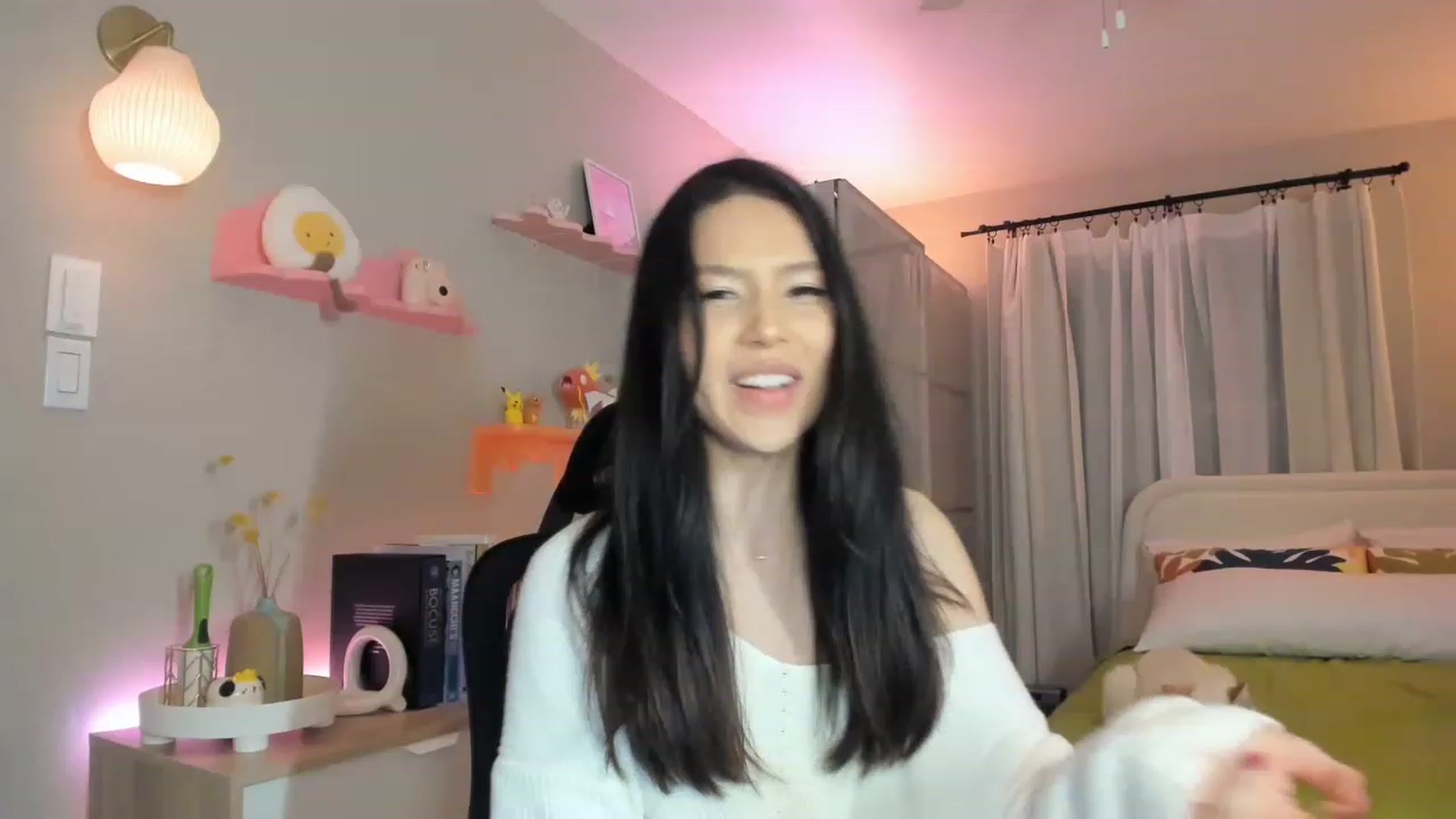 Gallery image thumbnail from eggytiff's myfreecams stream on, 04/02/2023, 06:21 image 15 of 20