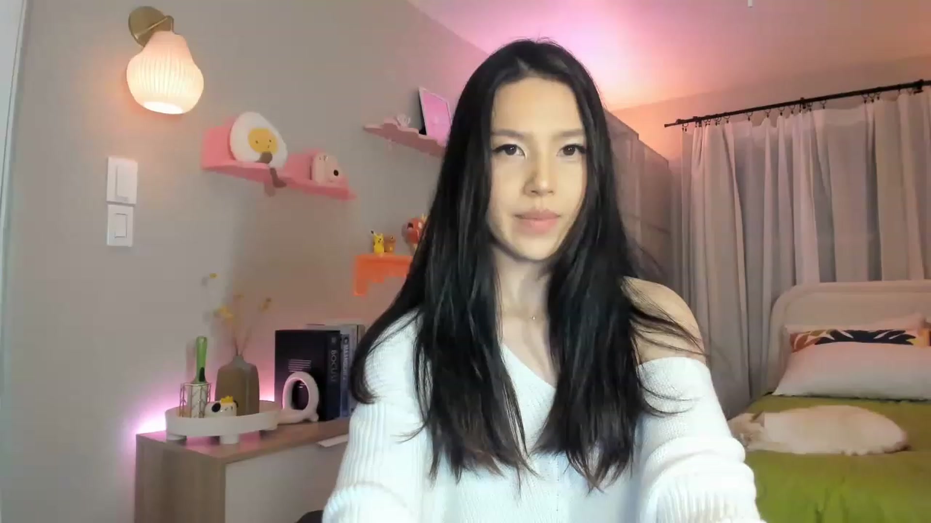 Gallery image thumbnail from eggytiff's myfreecams stream on, 04/02/2023, 07:33 image 1 of 20