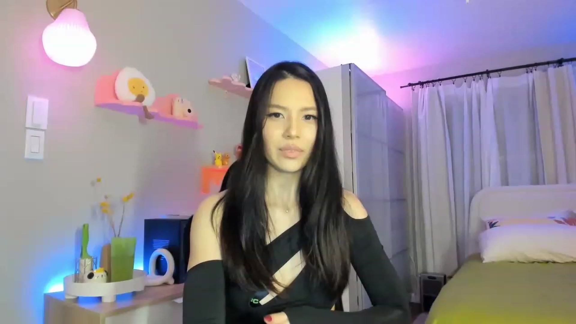 Gallery image thumbnail from eggytiff's myfreecams stream on, 04/03/2023, 06:47 image 2 of 20
