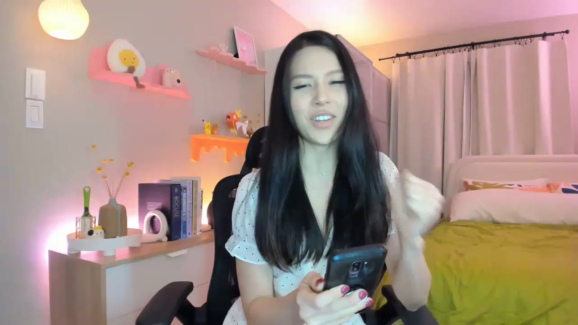 Gallery image thumbnail from eggytiff's myfreecams stream on, 04/07/2023, 06:35 image 2 of 20