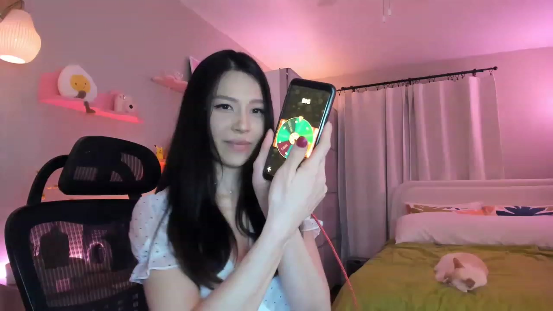 Gallery image thumbnail from eggytiff's myfreecams stream on, 04/07/2023, 06:35 image 17 of 20