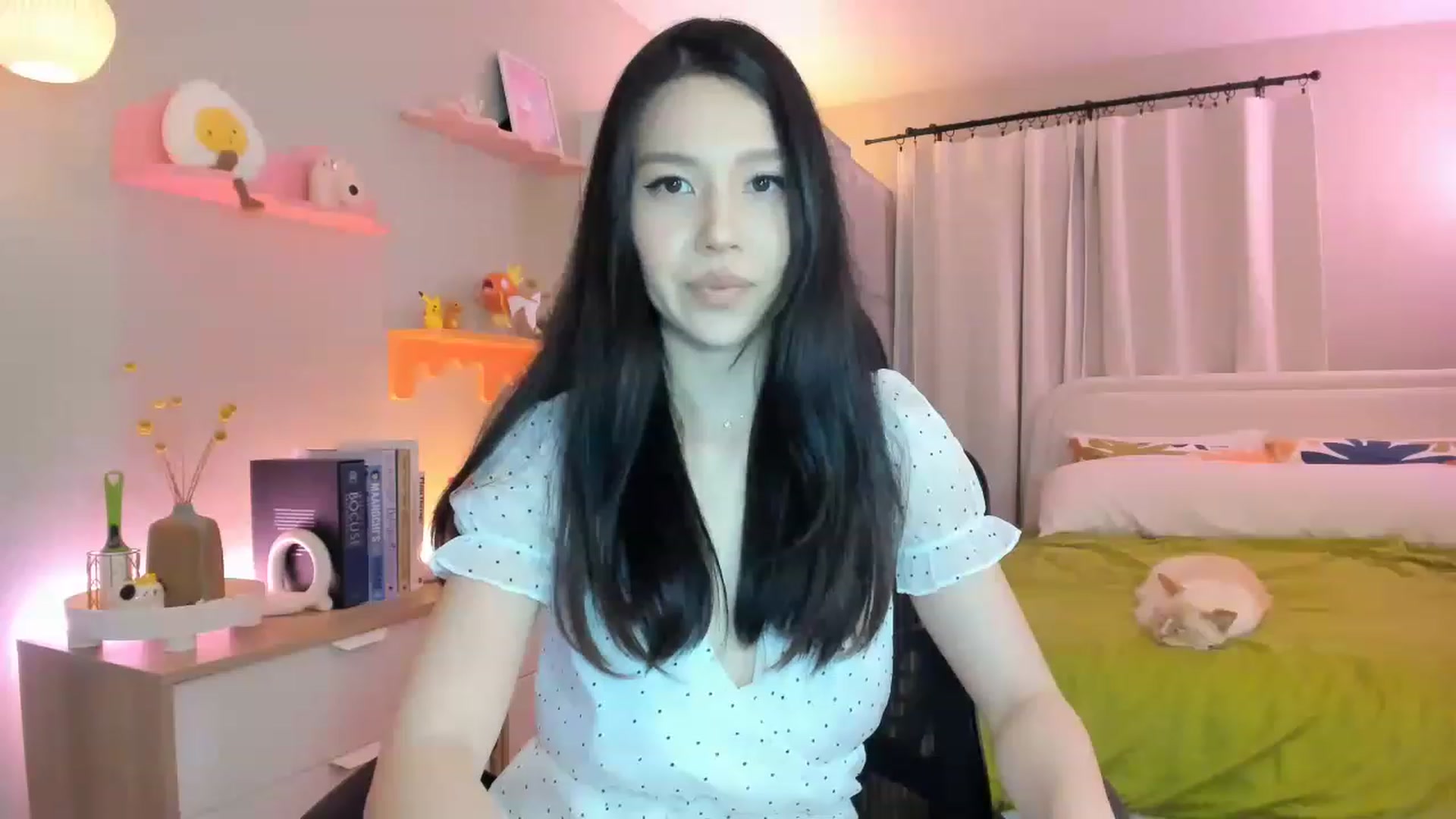 Gallery image thumbnail from eggytiff's myfreecams stream on, 04/07/2023, 06:35 image 15 of 20