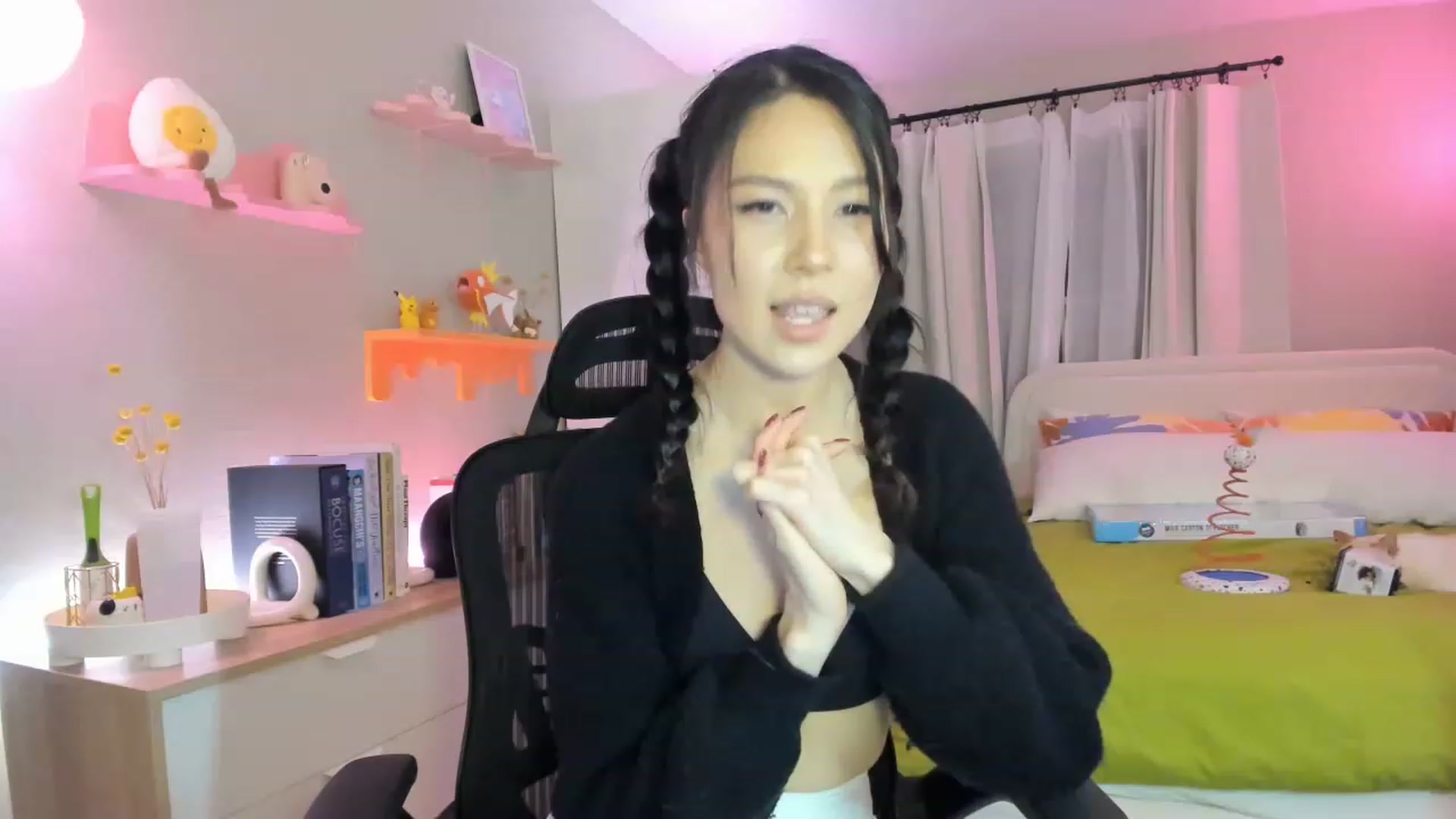 Gallery image thumbnail from eggytiff's myfreecams stream on, 04/08/2023, 07:42 image 7 of 20