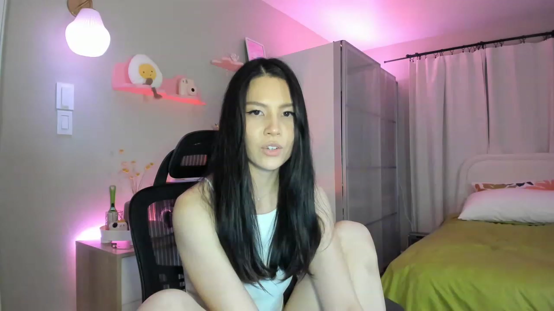 Gallery image thumbnail from eggytiff's myfreecams stream on, 04/15/2023, 06:24 image 15 of 20