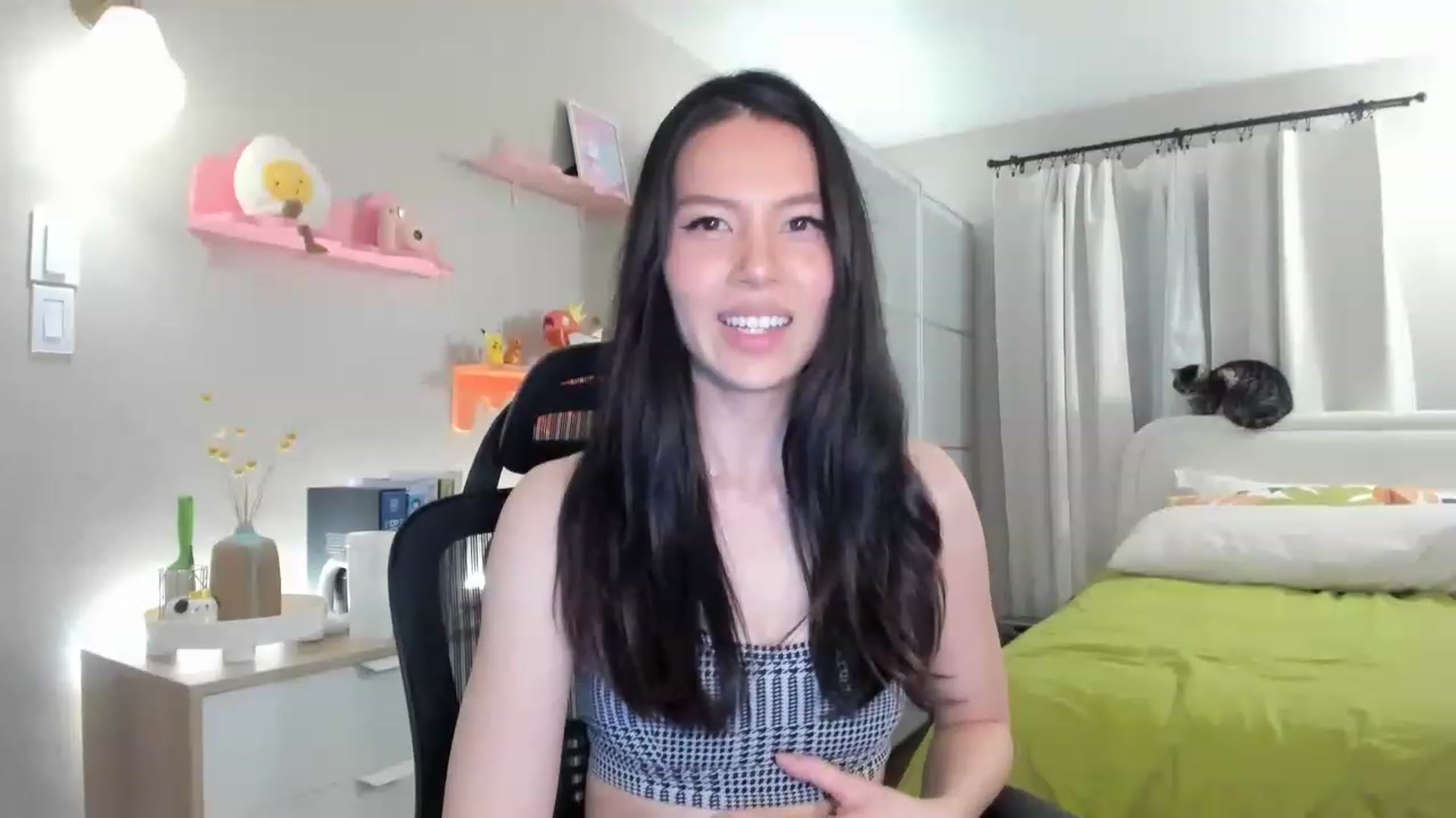 Gallery image thumbnail from eggytiff's myfreecams stream on, 04/17/2023, 05:45 image 16 of 20