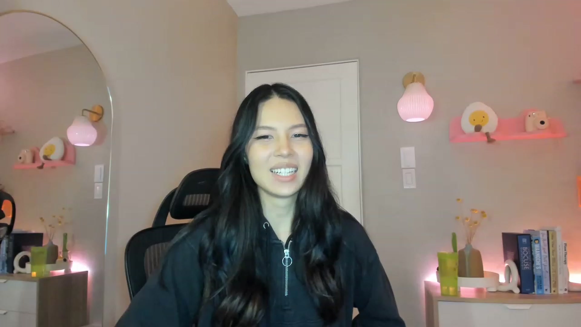 Gallery image thumbnail from eggytiff's myfreecams stream on, 05/07/2023, 07:11 image 7 of 20