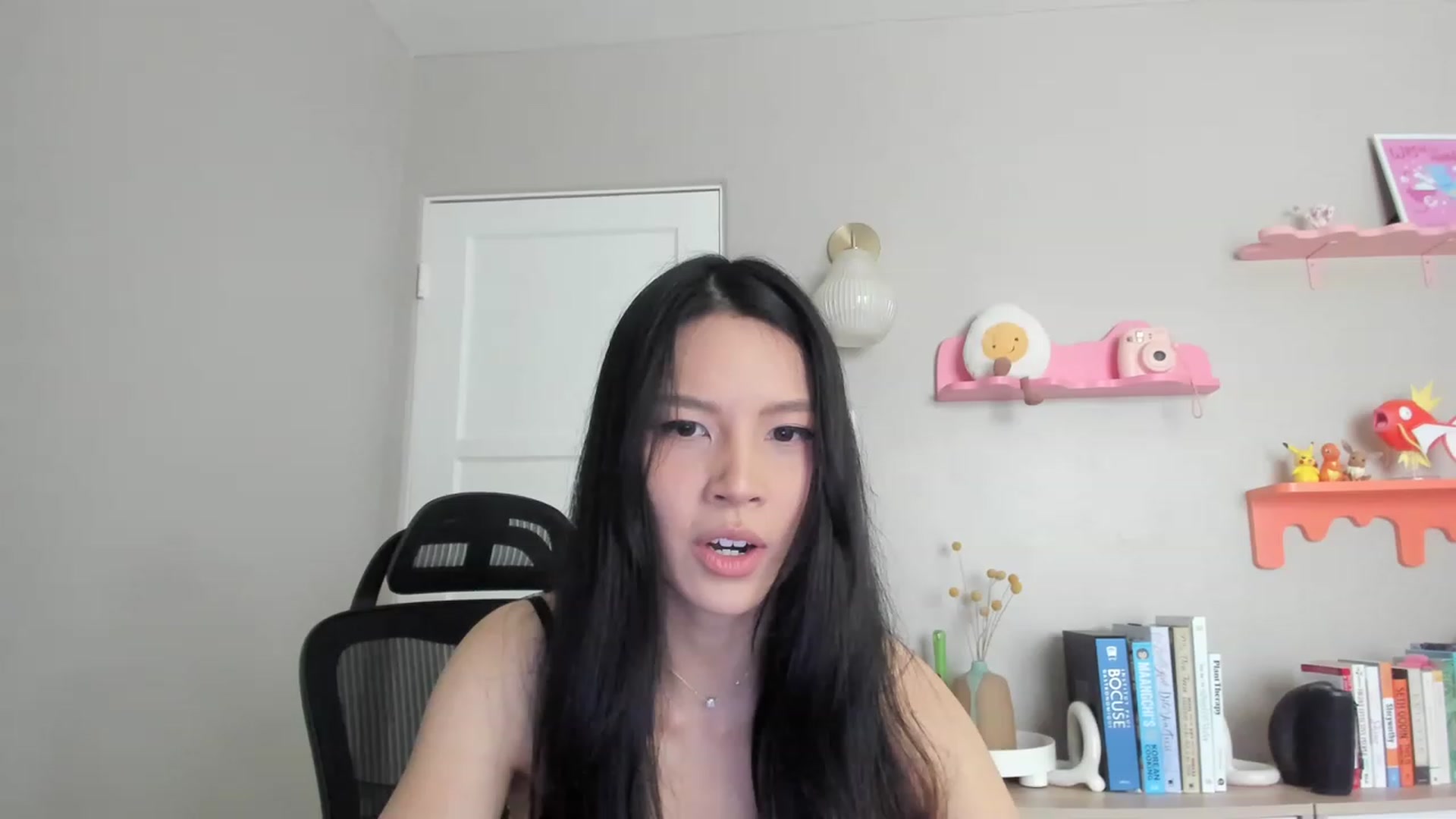 Gallery image thumbnail from eggytiff's myfreecams stream on, 05/11/2023, 24:03 image 7 of 20
