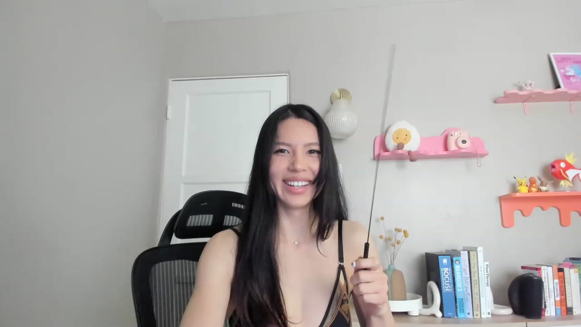 Gallery image thumbnail from eggytiff's myfreecams stream on, 05/11/2023, 24:03 image 4 of 20