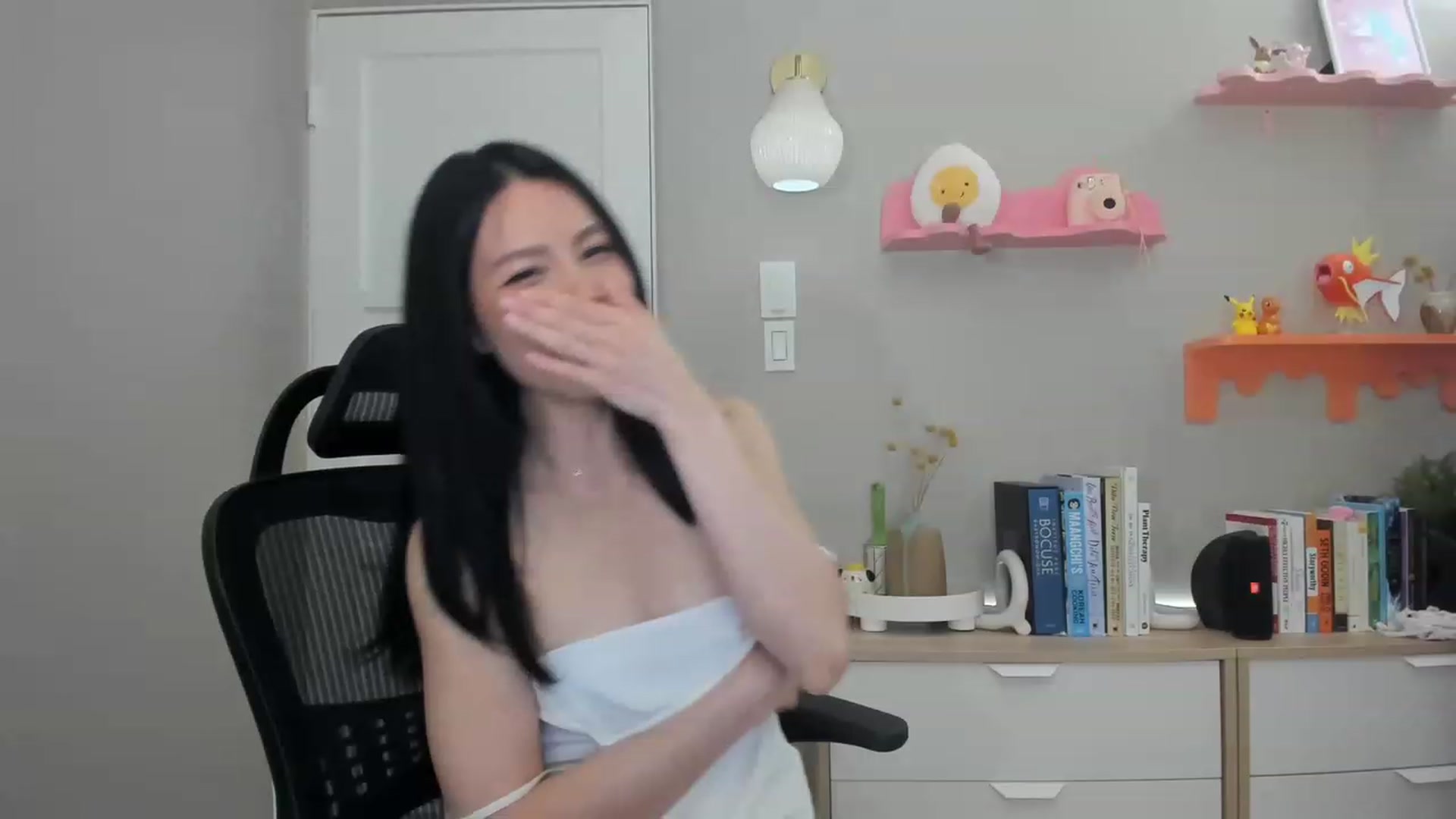 Gallery image thumbnail from eggytiff's myfreecams stream on, 05/14/2023, 04:43 image 19 of 20