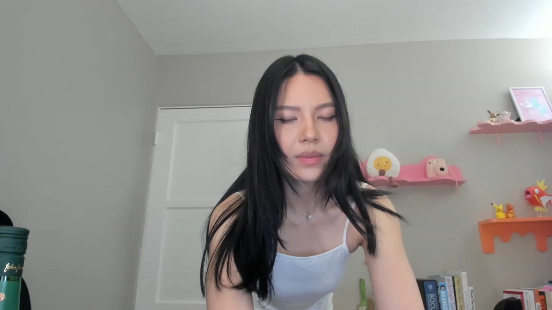Gallery image thumbnail from eggytiff's myfreecams stream on, 05/14/2023, 04:43 image 16 of 20