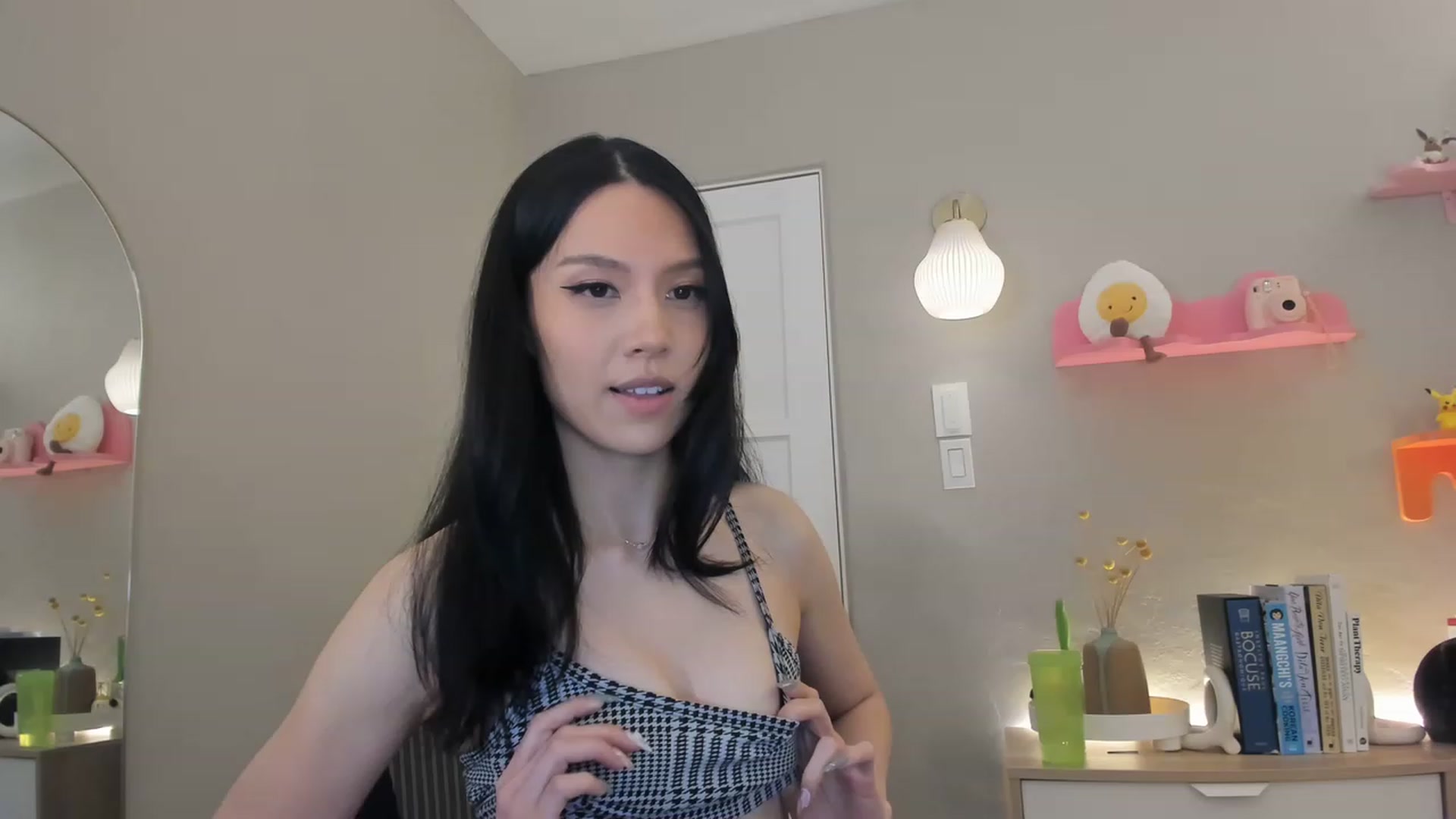 Gallery image thumbnail from eggytiff's myfreecams stream on, 05/21/2023, 06:52 image 1 of 20