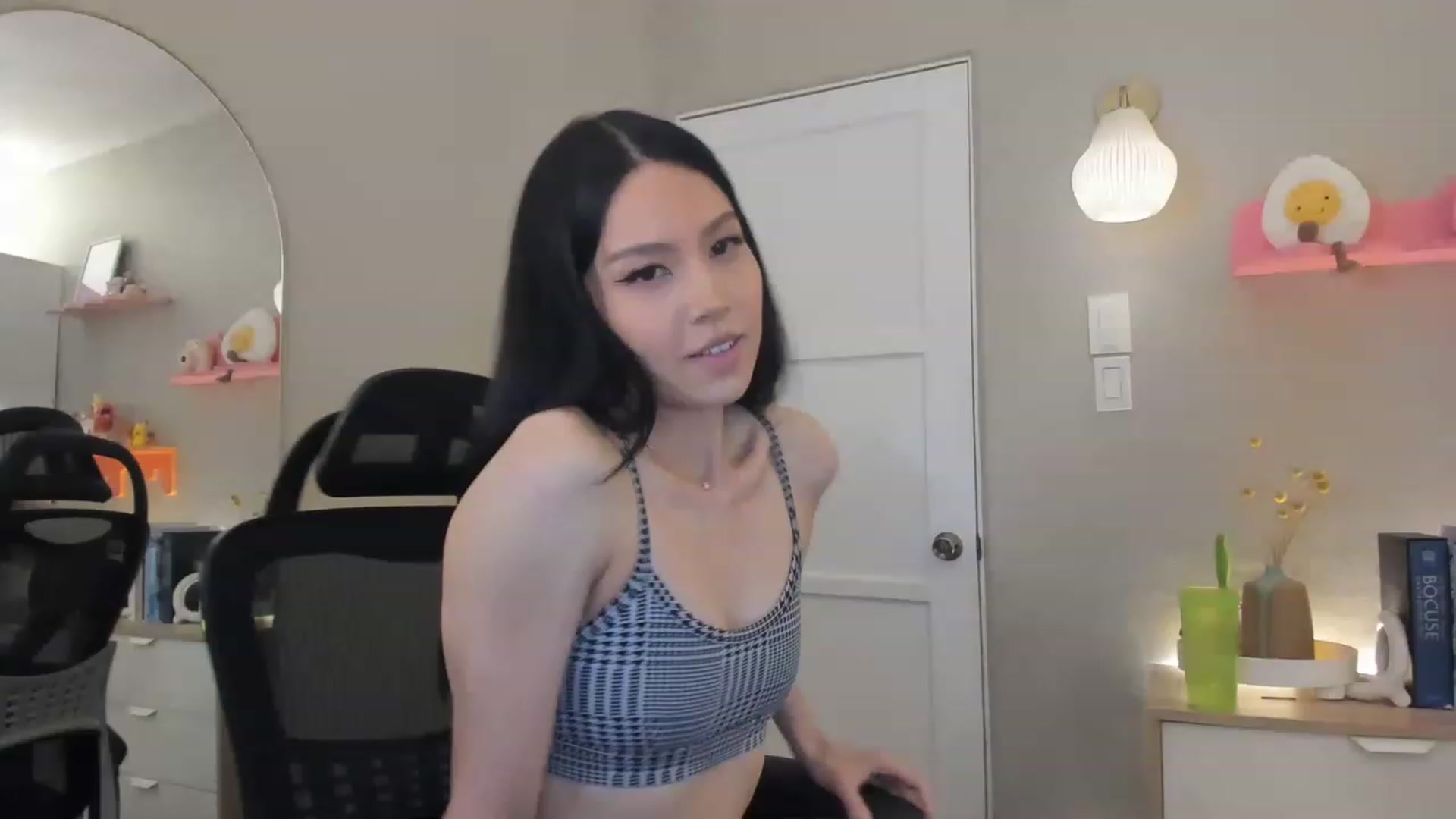 Gallery image thumbnail from eggytiff's myfreecams stream on, 05/21/2023, 06:52 image 18 of 20
