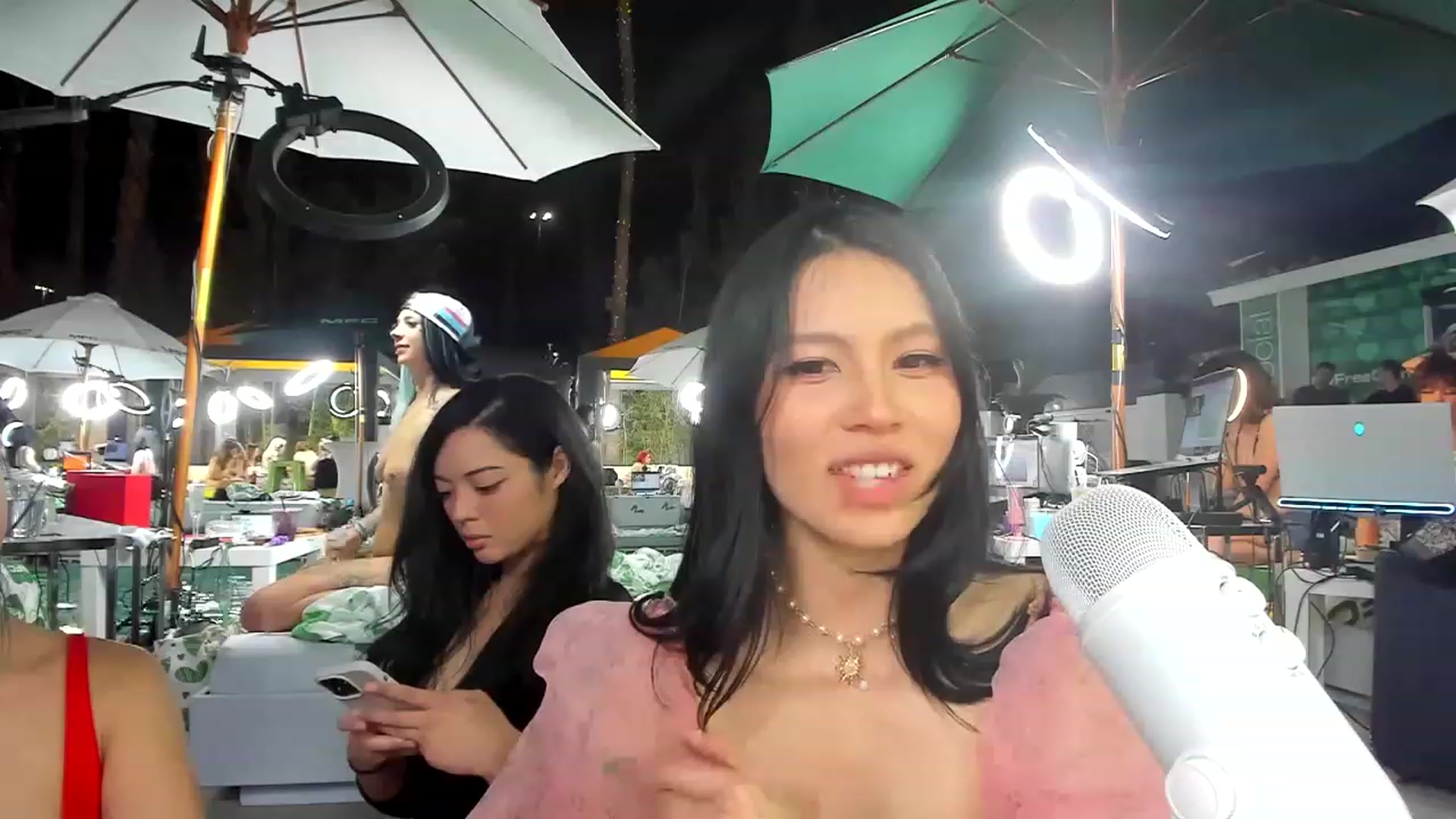 Gallery image thumbnail from eggytiff's myfreecams stream on, 05/23/2023, 06:21 image 5 of 20