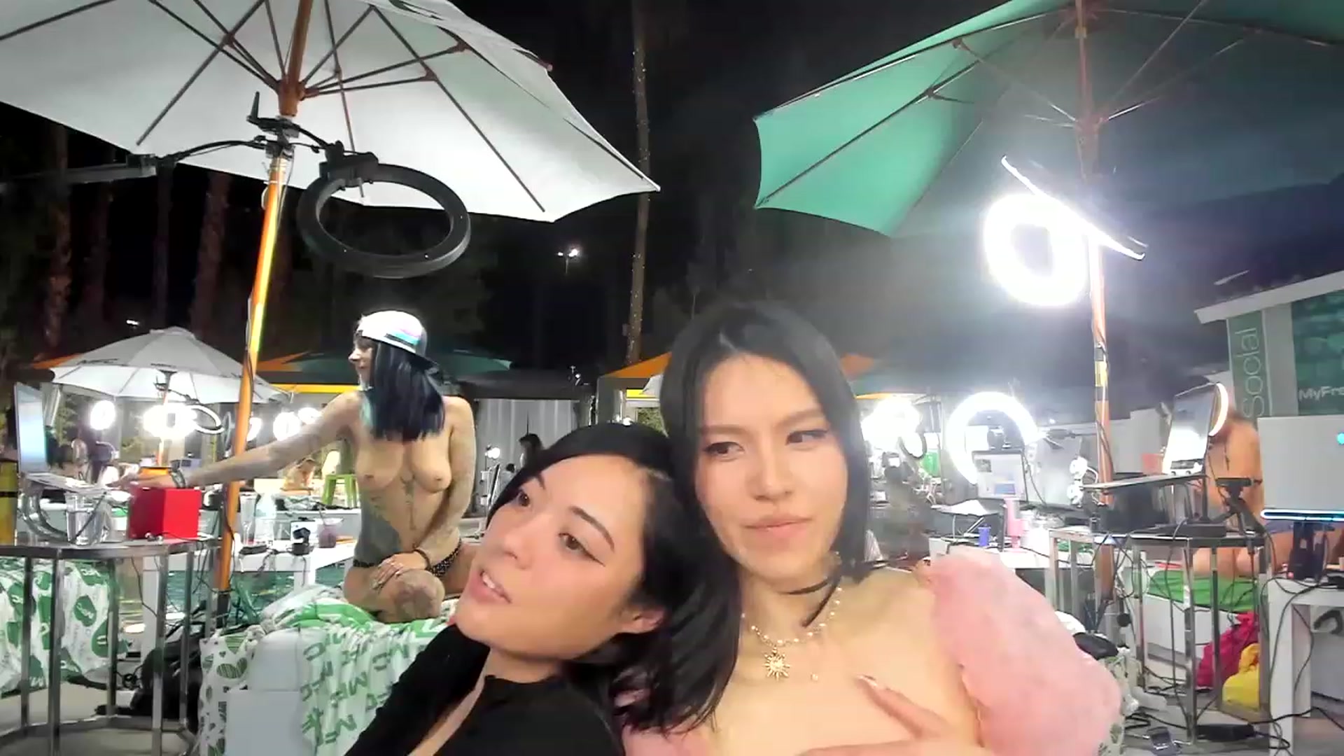 Gallery image thumbnail from eggytiff's myfreecams stream on, 05/23/2023, 06:21 image 13 of 20