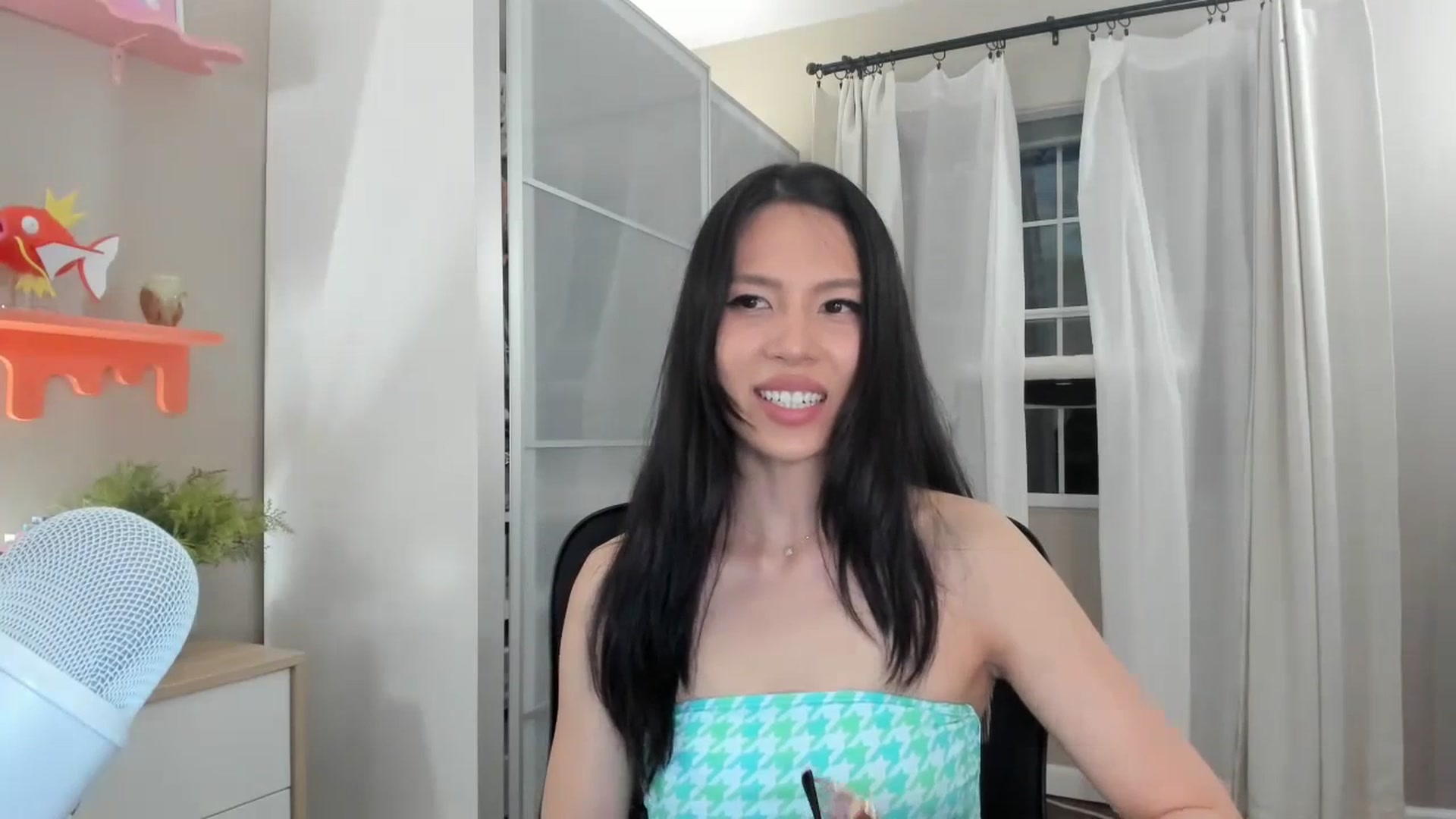 Gallery image thumbnail from eggytiff's myfreecams stream on, 07/04/2023, 04:14 image 15 of 20