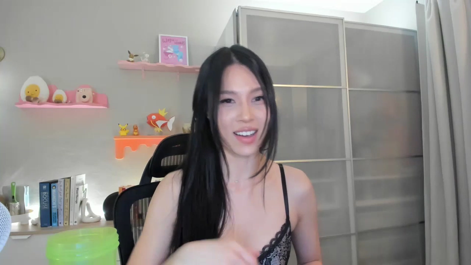 Gallery image thumbnail from eggytiff's myfreecams stream on, 07/13/2023, 04:25 image 12 of 20