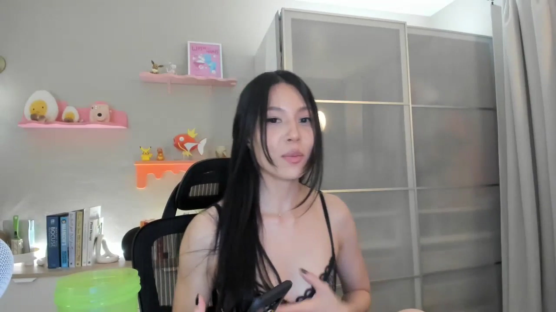 Gallery image thumbnail from eggytiff's myfreecams stream on, 07/13/2023, 04:25 image 13 of 20