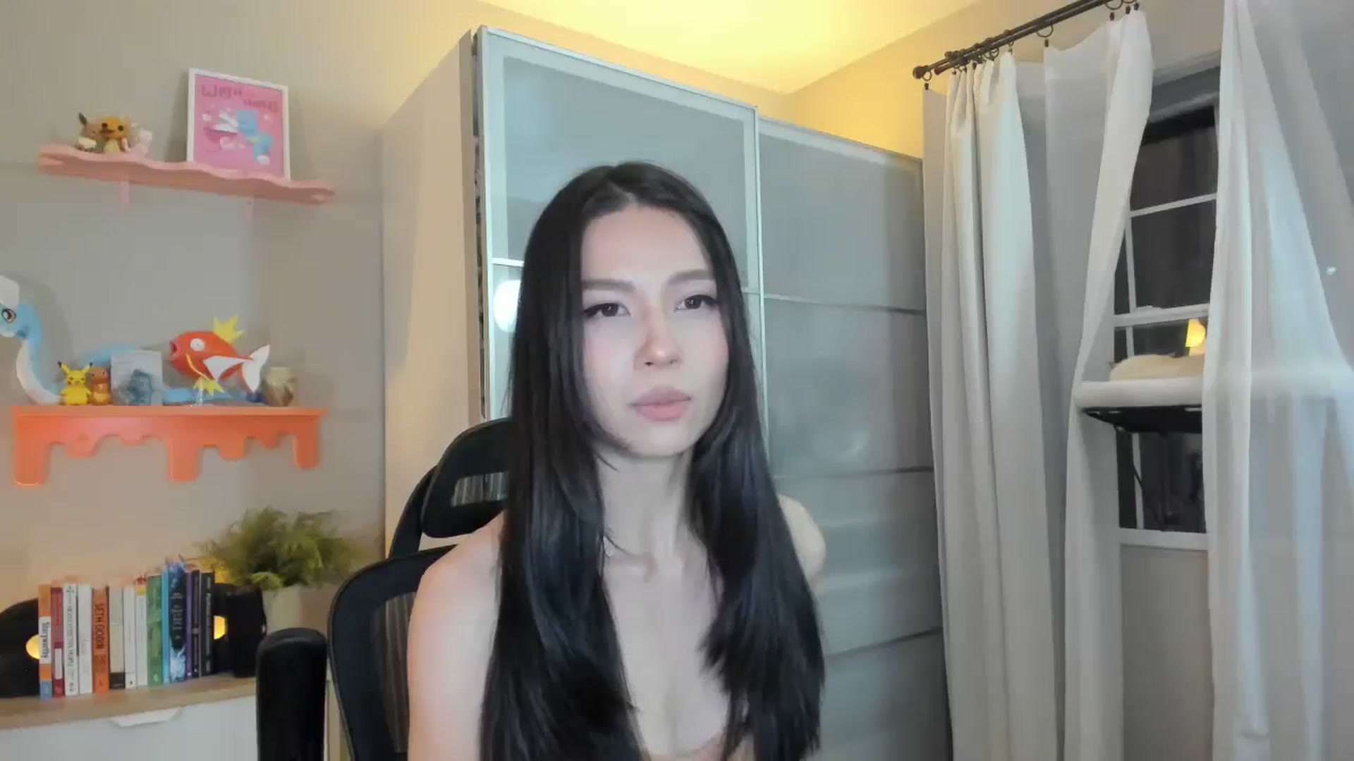 Gallery image thumbnail from eggytiff's myfreecams stream on, 08/06/2023, 06:25 image 10 of 20