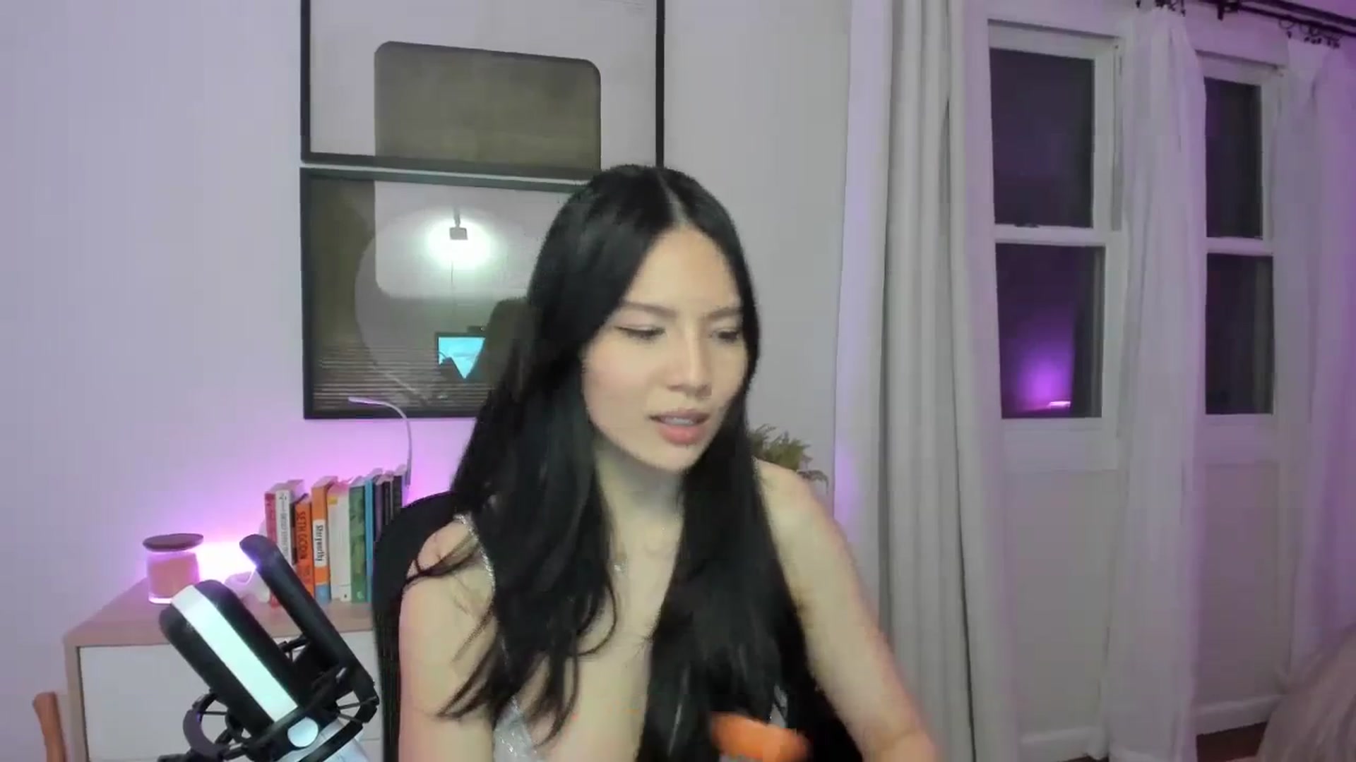 Gallery image thumbnail from eggytiff's myfreecams stream on, 01/14/2024, 07:58 image 19 of 20