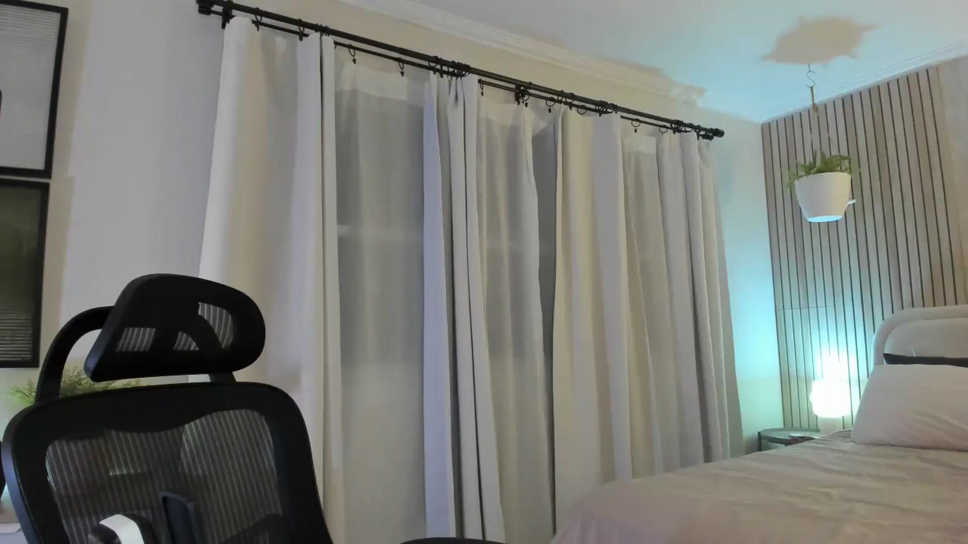 Gallery image thumbnail from eggytiff's myfreecams stream on, 01/25/2024, 07:13 image 8 of 20