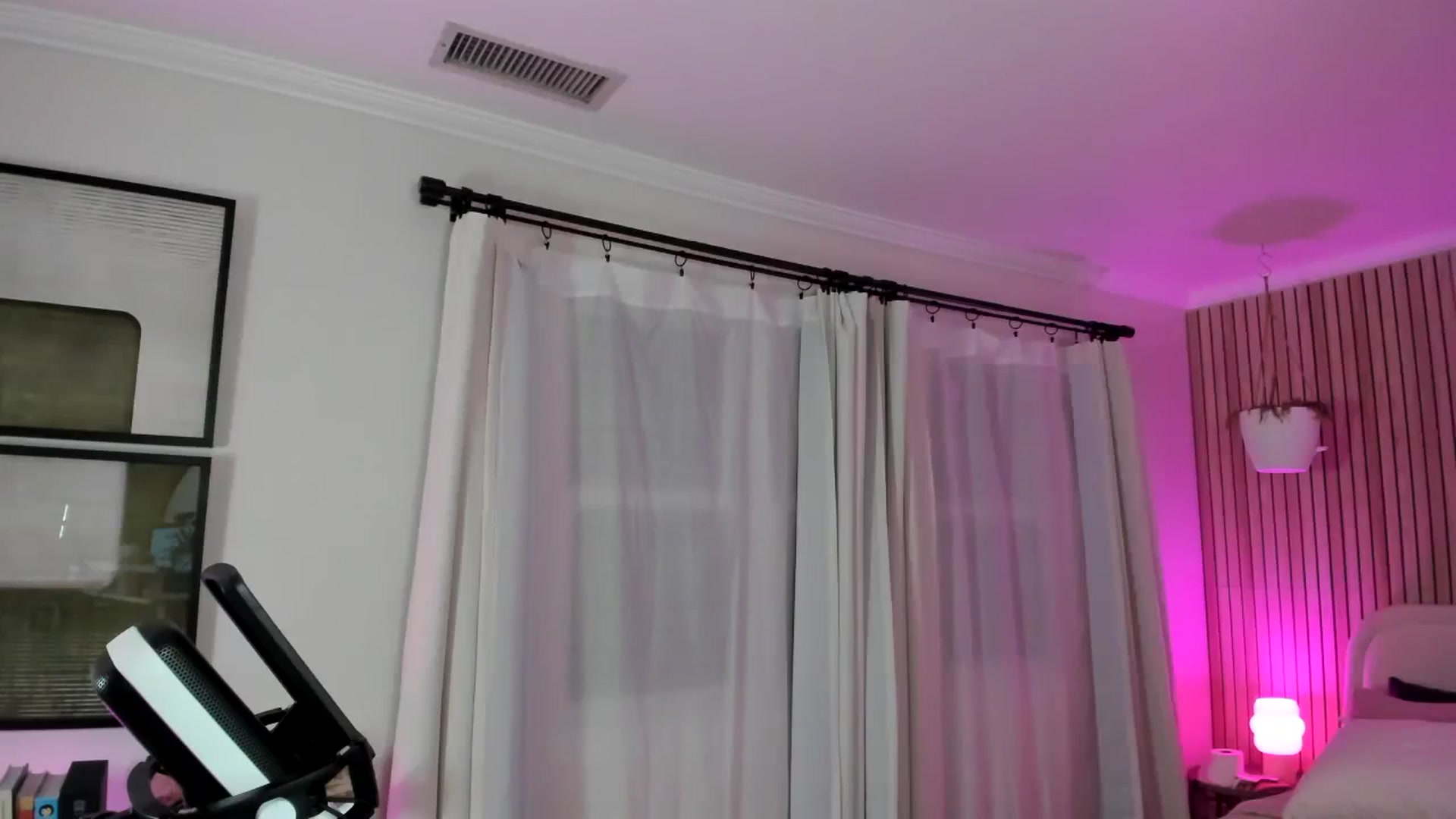 Gallery image thumbnail from eggytiff's myfreecams stream on, 03/10/2024, 07:56 image 7 of 20