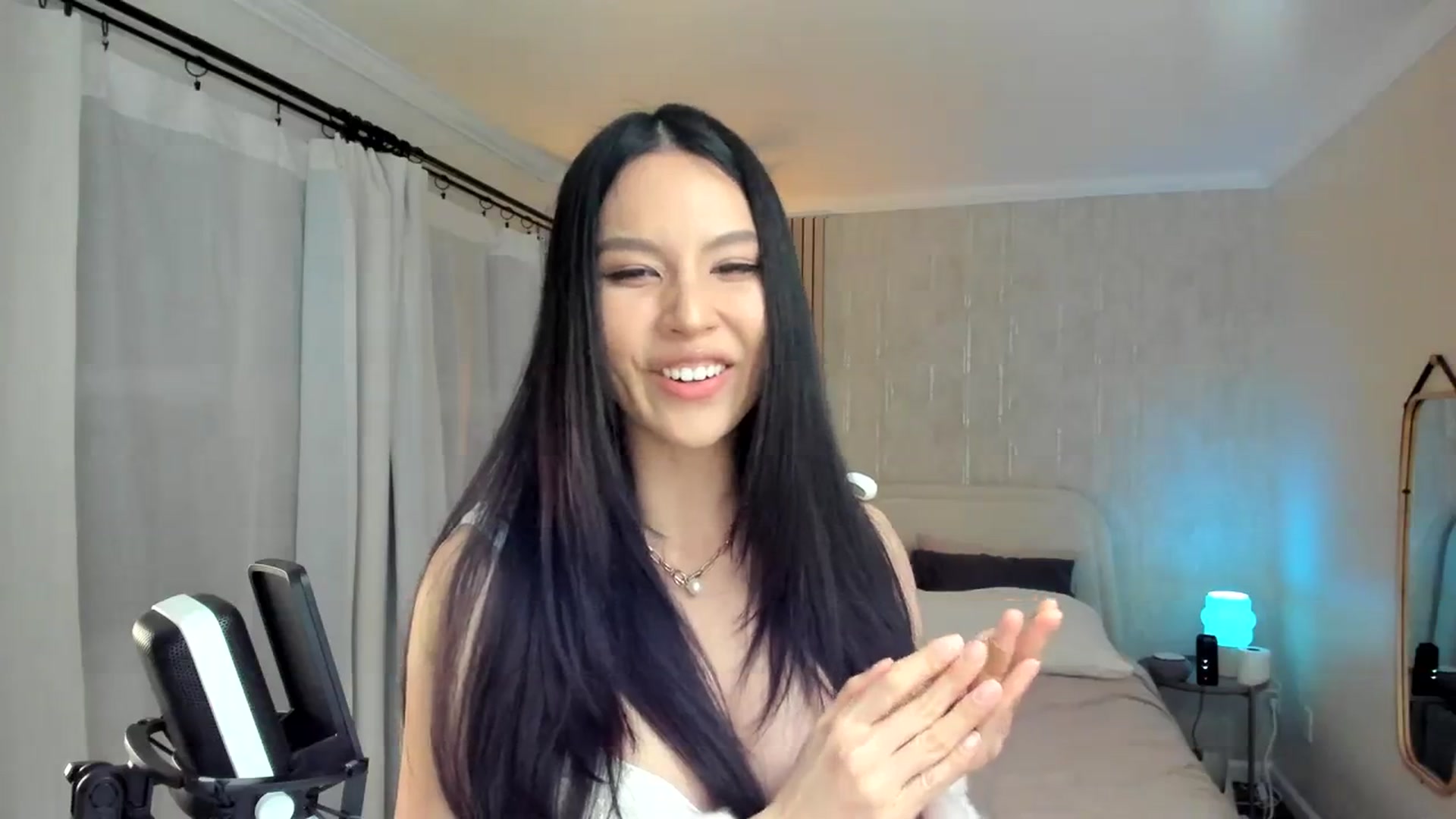 Gallery image thumbnail from eggytiff's myfreecams stream on, 04/15/2024, 04:49 image 10 of 20