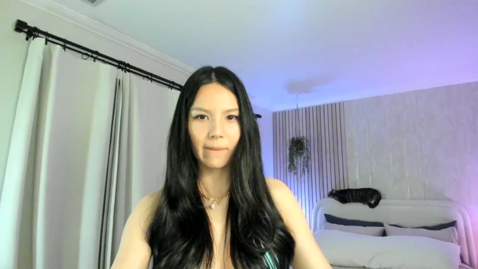 Gallery image thumbnail from eggytiff's myfreecams stream on, 04/21/2024, 06:18 image 8 of 20
