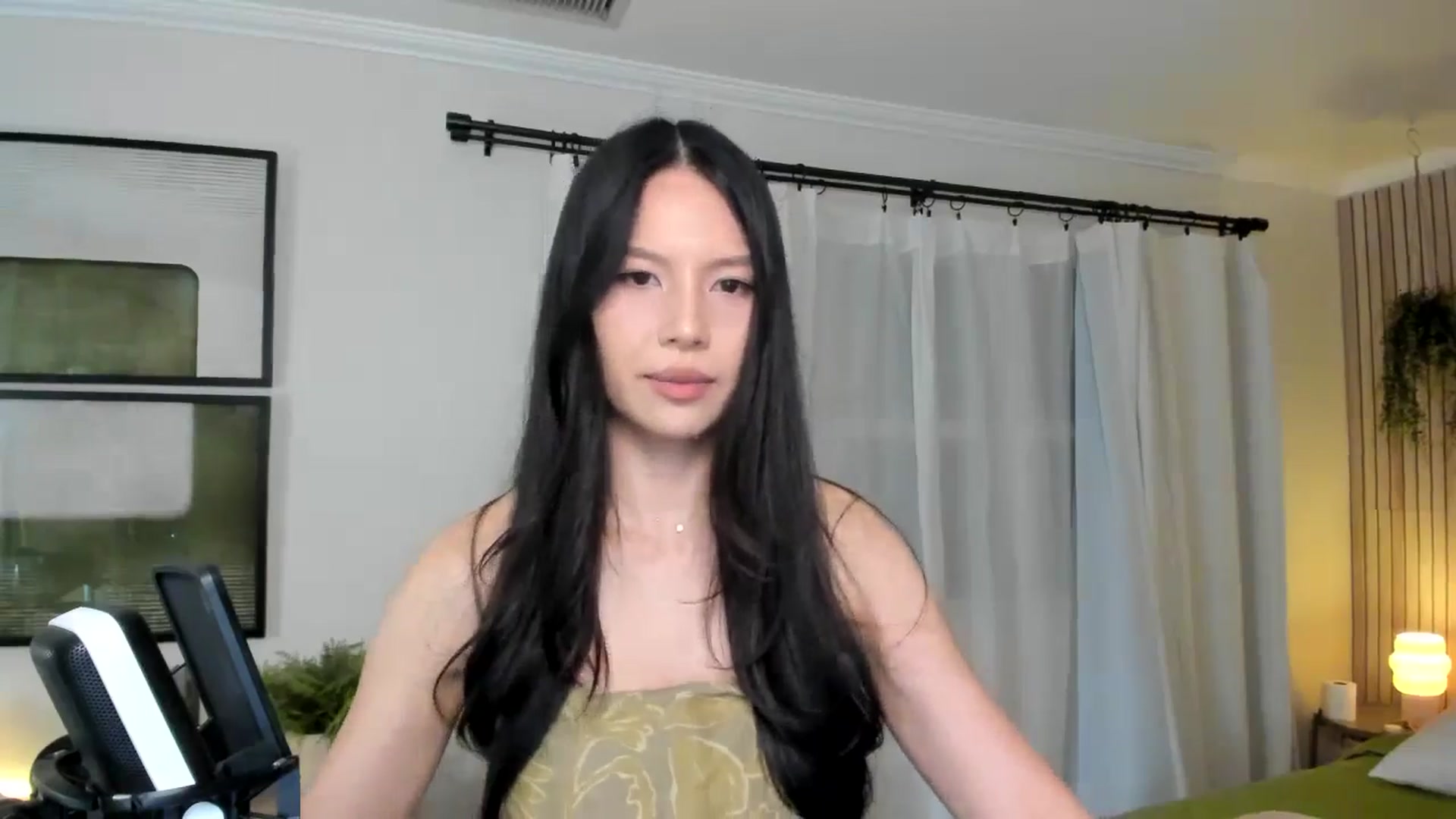 Gallery image thumbnail from eggytiff's myfreecams stream on, 05/23/2024, 03:50 image 7 of 20