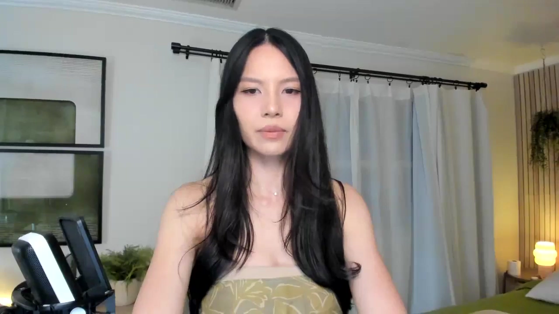 Gallery image thumbnail from eggytiff's myfreecams stream on, 05/23/2024, 03:50 image 5 of 20
