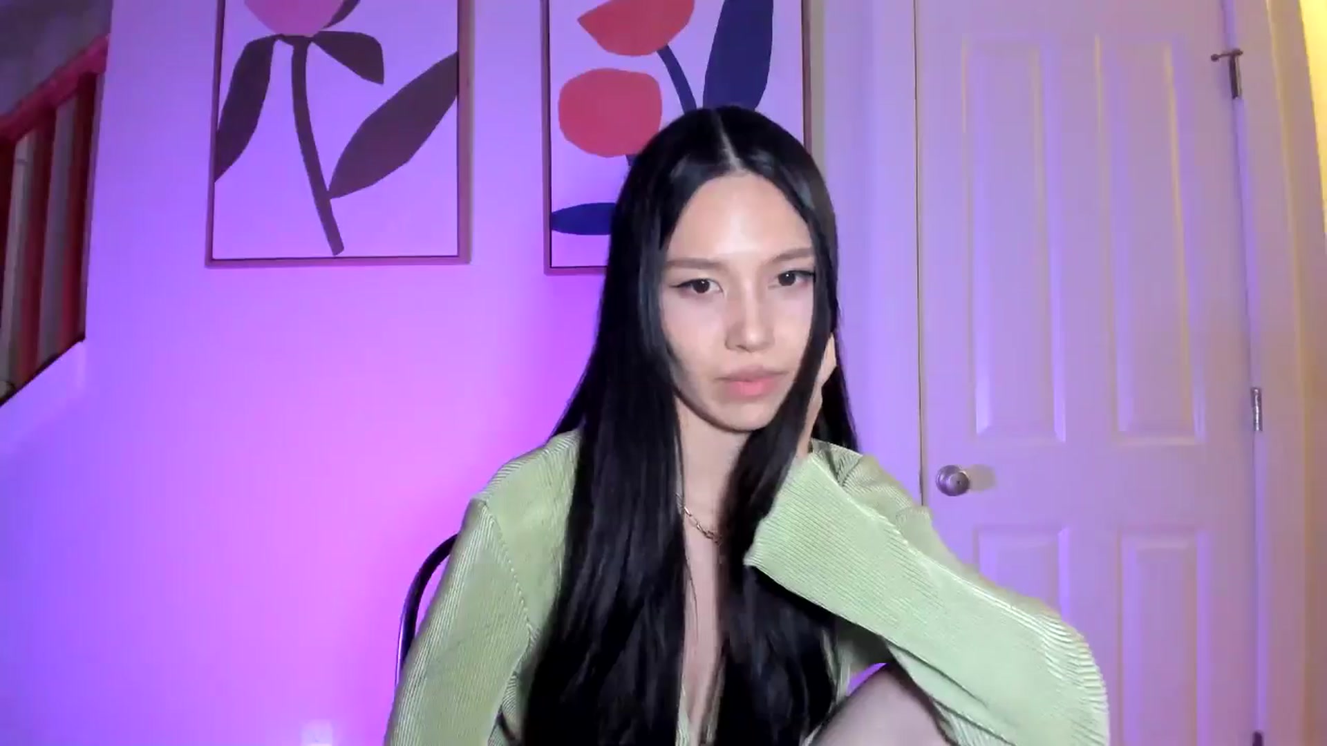 Gallery image thumbnail from eggytiff's myfreecams stream on, 06/14/2024, 06:00 image 16 of 20
