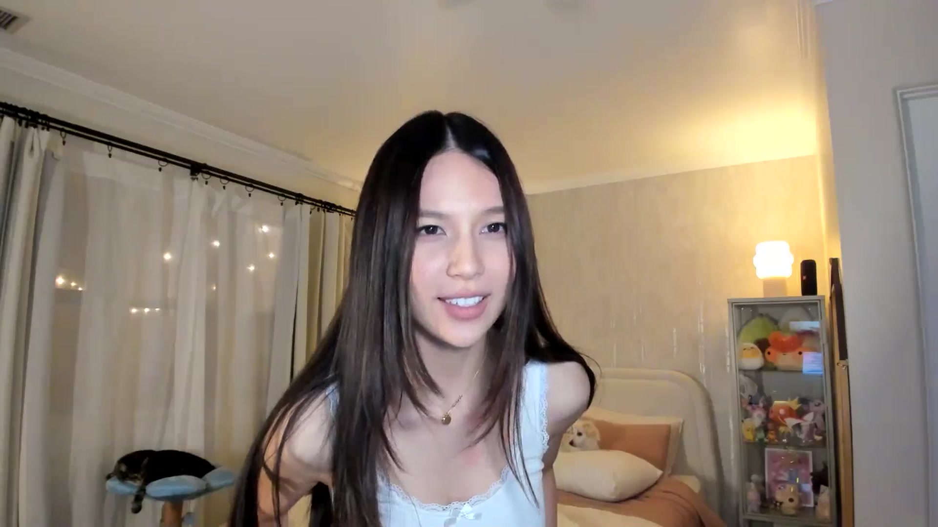 Gallery image thumbnail from eggytiff's myfreecams stream on, 12/05/2024, 05:23 image 11 of 20