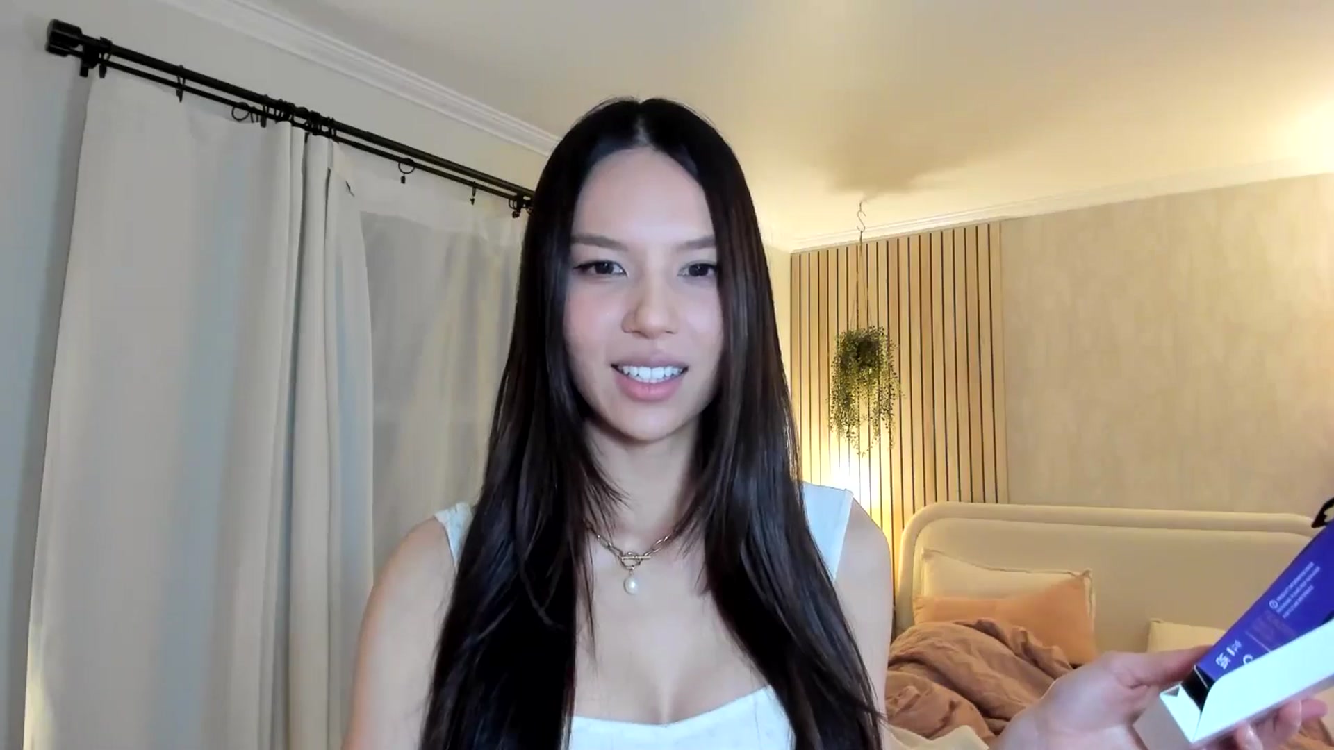 Gallery image thumbnail from eggytiff's myfreecams stream on, 01/13/2025, 03:05 image 14 of 20