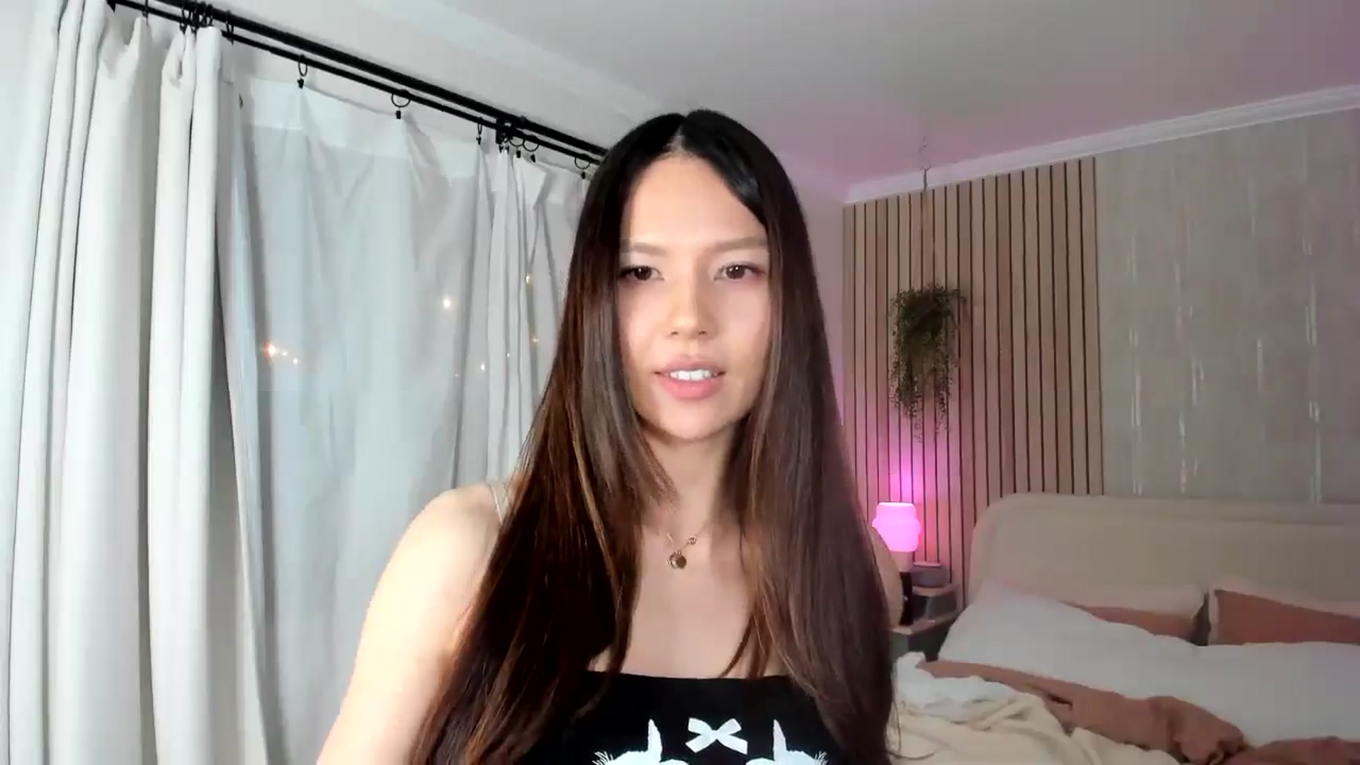 Gallery image thumbnail from eggytiff's myfreecams stream on, 04/19/2025, 05:39 image 5 of 20
