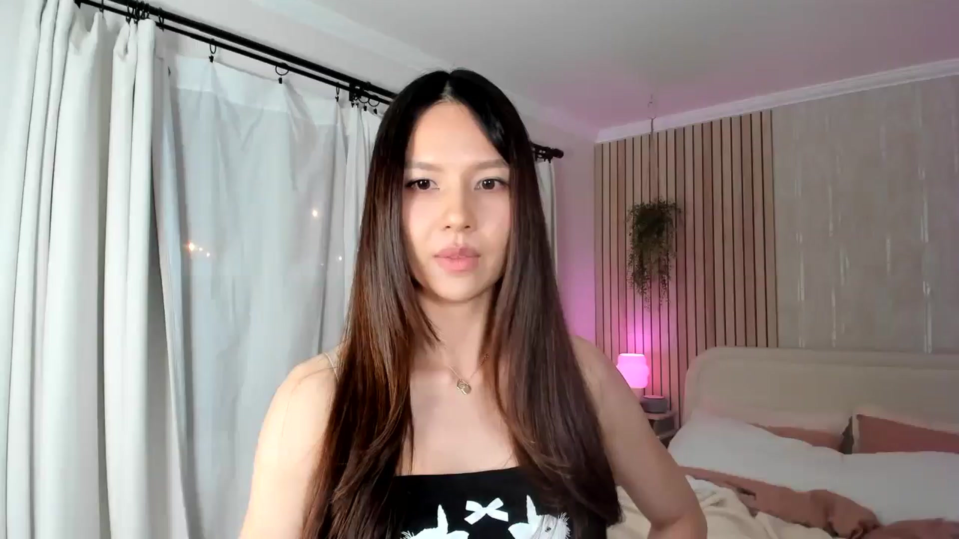 Gallery image thumbnail from eggytiff's myfreecams stream on, 04/19/2025, 05:39 image 2 of 20