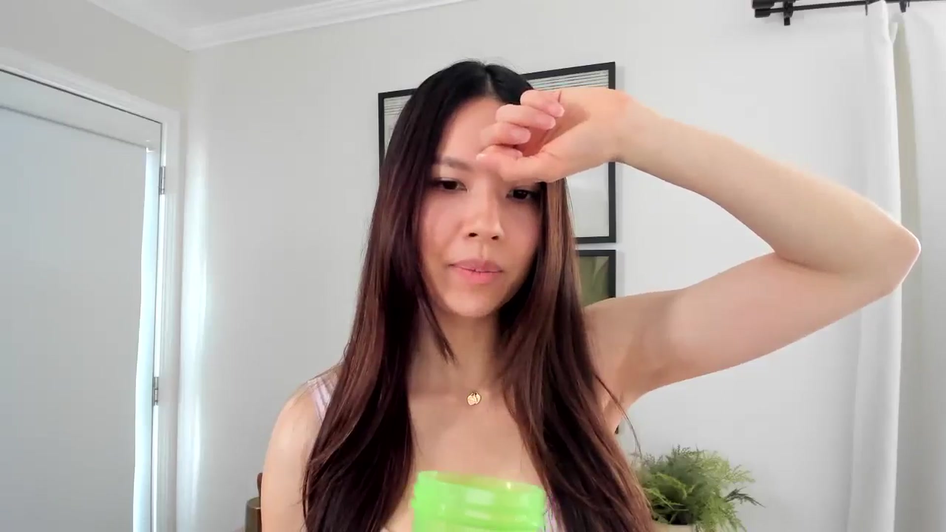 Gallery image thumbnail from eggytiff's myfreecams stream on, 04/22/2025, 24:01 image 15 of 20