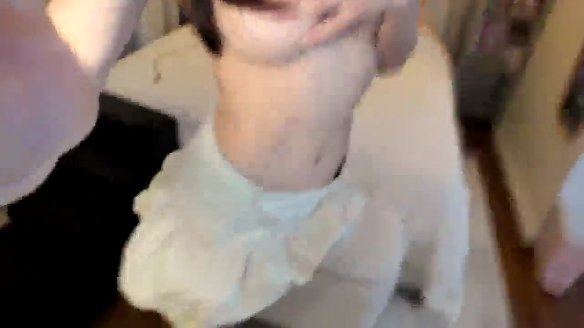 Gallery image thumbnail from eggytiff's myfreecams stream on, 04/26/2025, 06:33 image 16 of 20