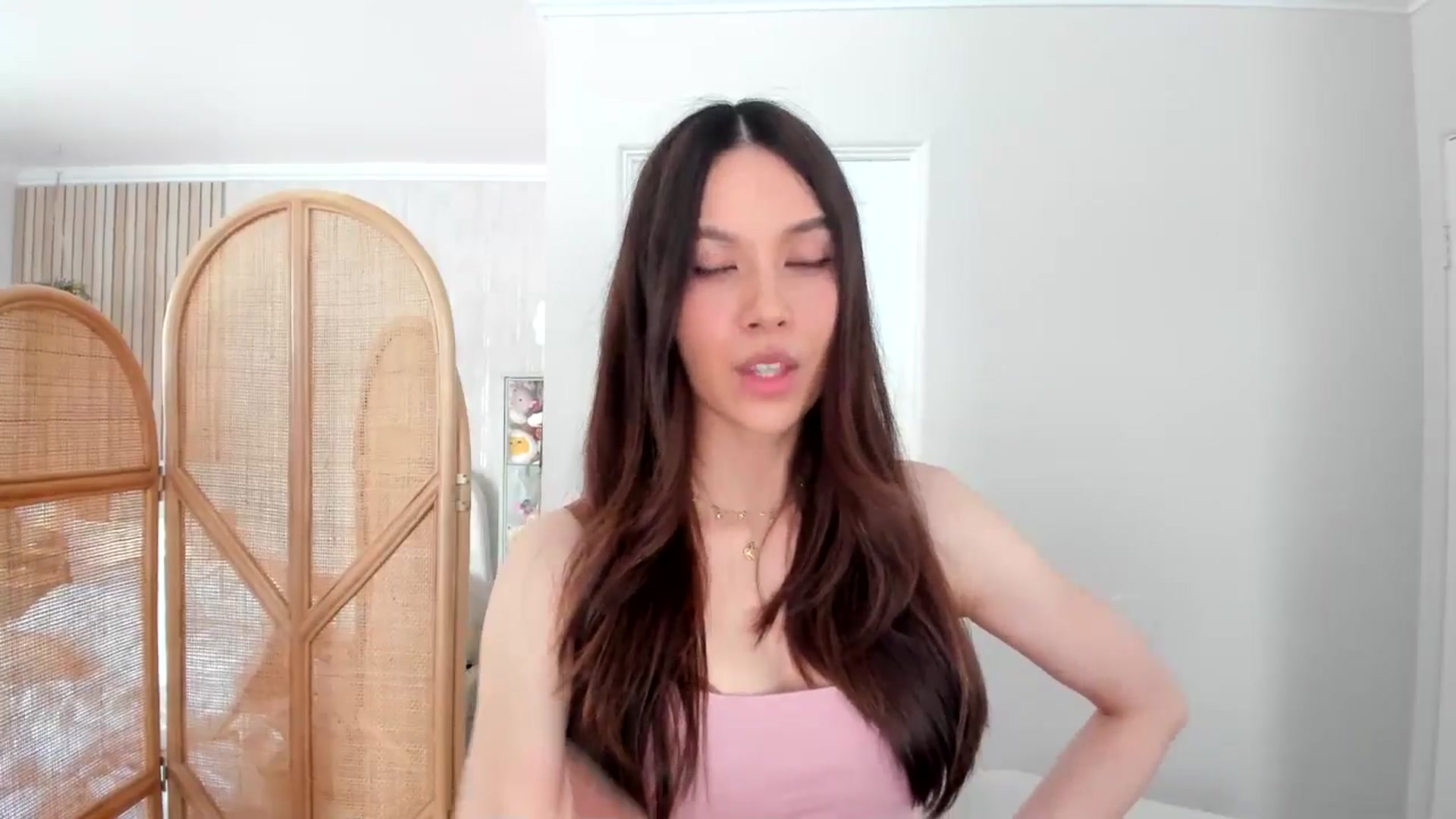 Gallery image thumbnail from eggytiff's myfreecams stream on, 11/17/2025, 24:03 image 15 of 20