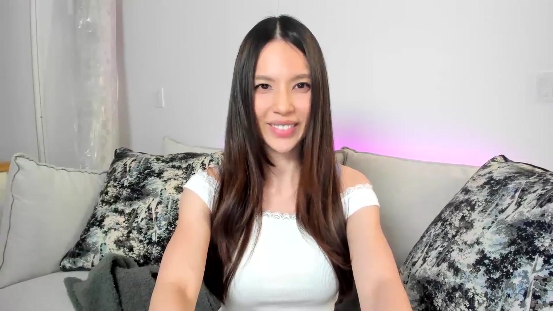 Gallery image thumbnail from eggytiff's myfreecams stream on, 01/18/2026, 05:21 image 2 of 20