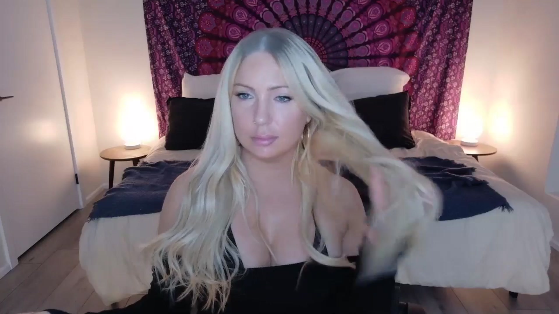Gallery image thumbnail from eh1_Scarlett's myfreecams stream on, 01/06/2026, 04:47 image 2 of 20