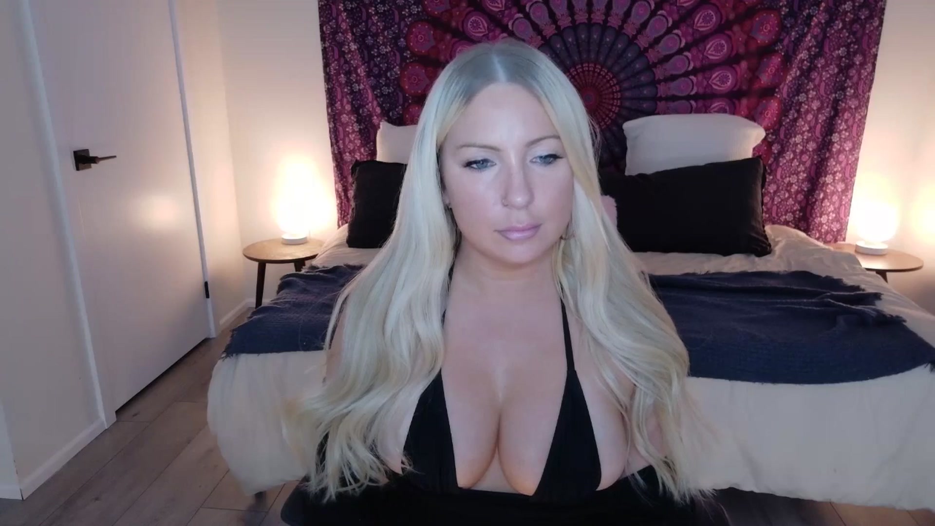Gallery image thumbnail from eh1_Scarlett's myfreecams stream on, 01/06/2026, 07:57 image 2 of 20