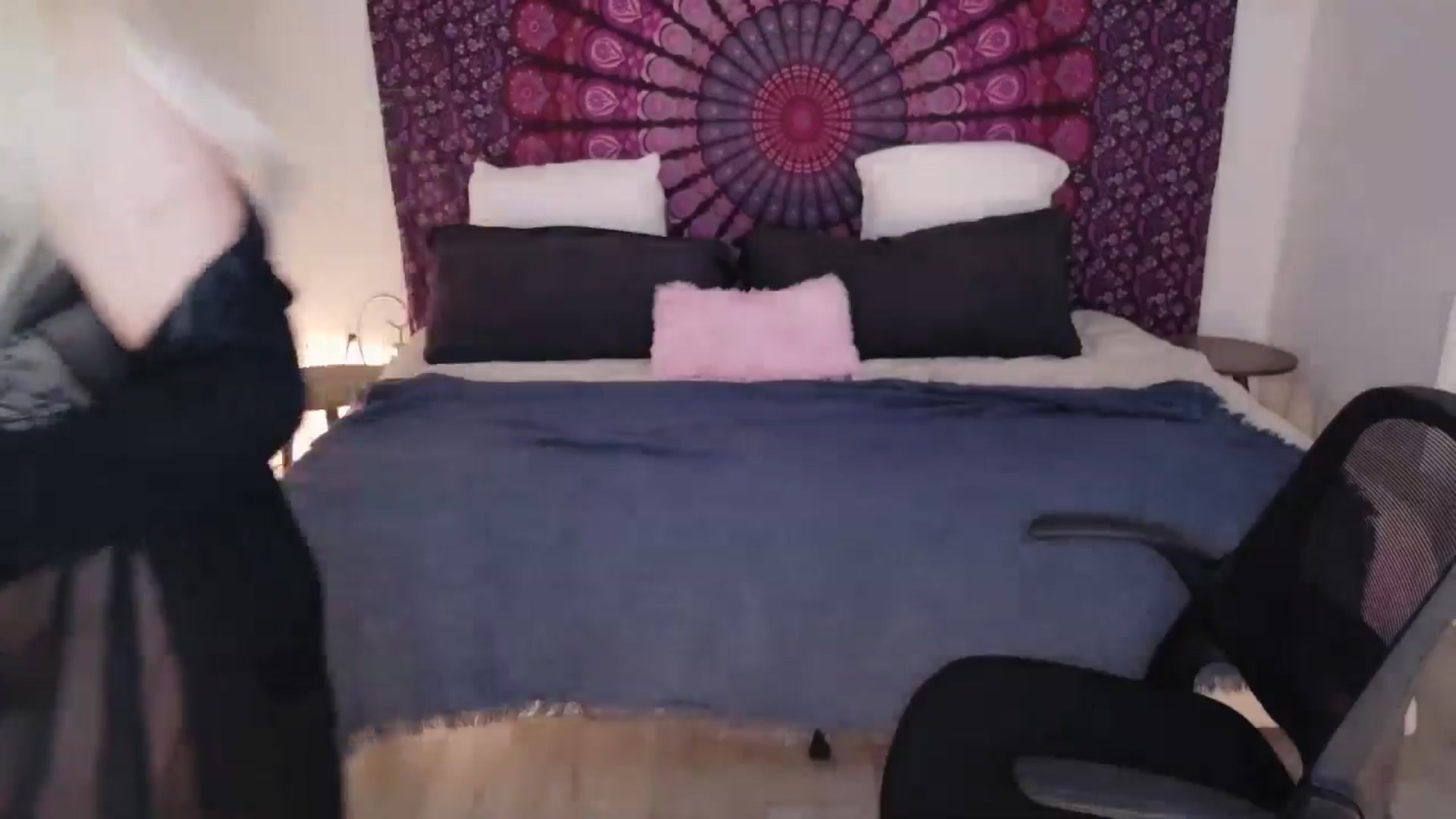 Gallery image thumbnail from eh1_Scarlett's myfreecams stream on, 01/17/2026, 10:44 image 2 of 20